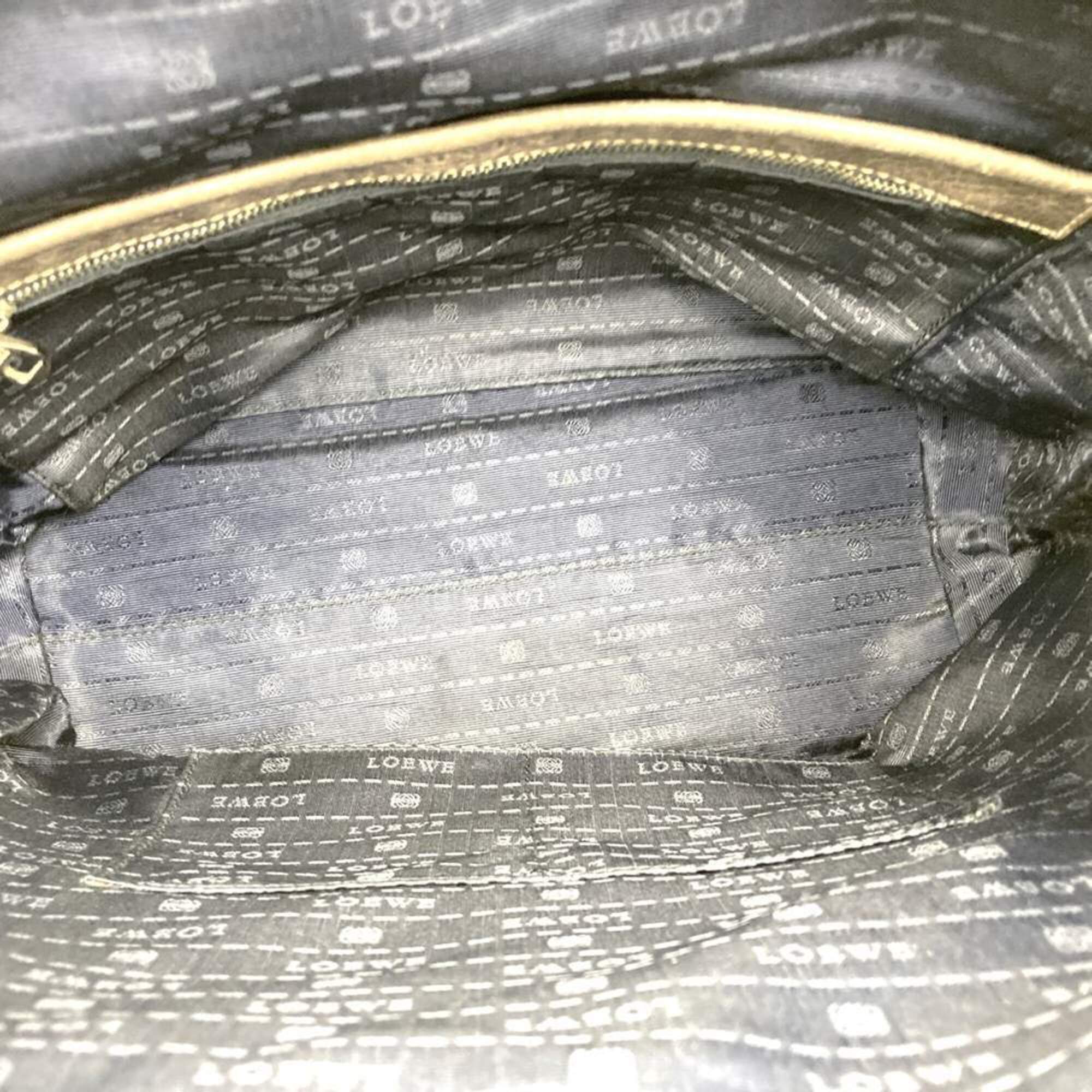 Loewe Metallic Silver Leather Shoulder Bag (Pre-Owned)
