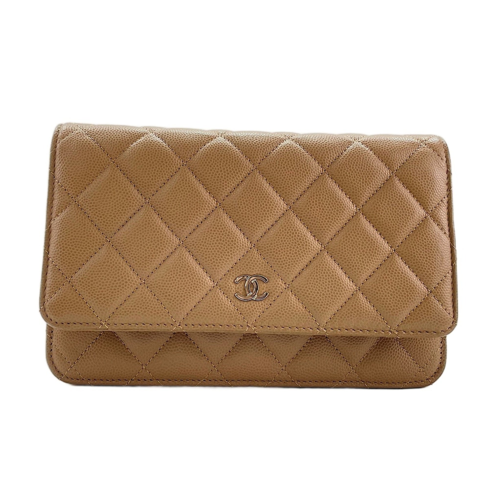 Chanel Beige Shoulder Bag (Pre-Owned)