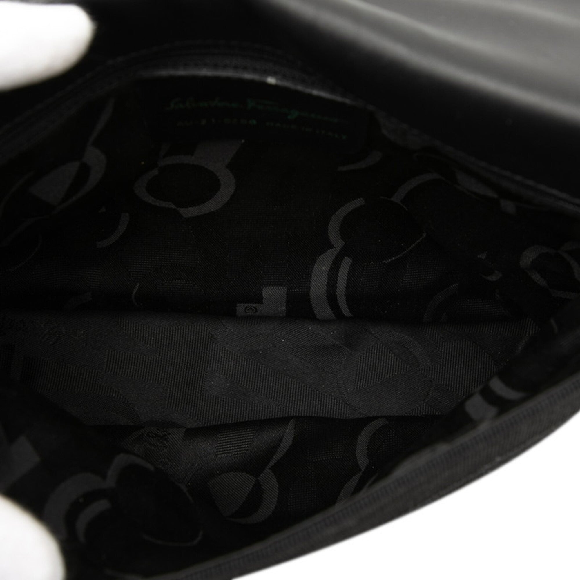 Salvatore Ferragamo Black Canvas Shoulder Bag (Pre-Owned)