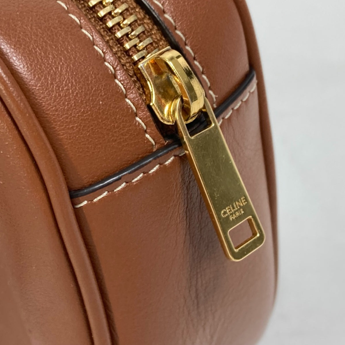 Celine Brown Leather Shoulder Bag (Pre-Owned)