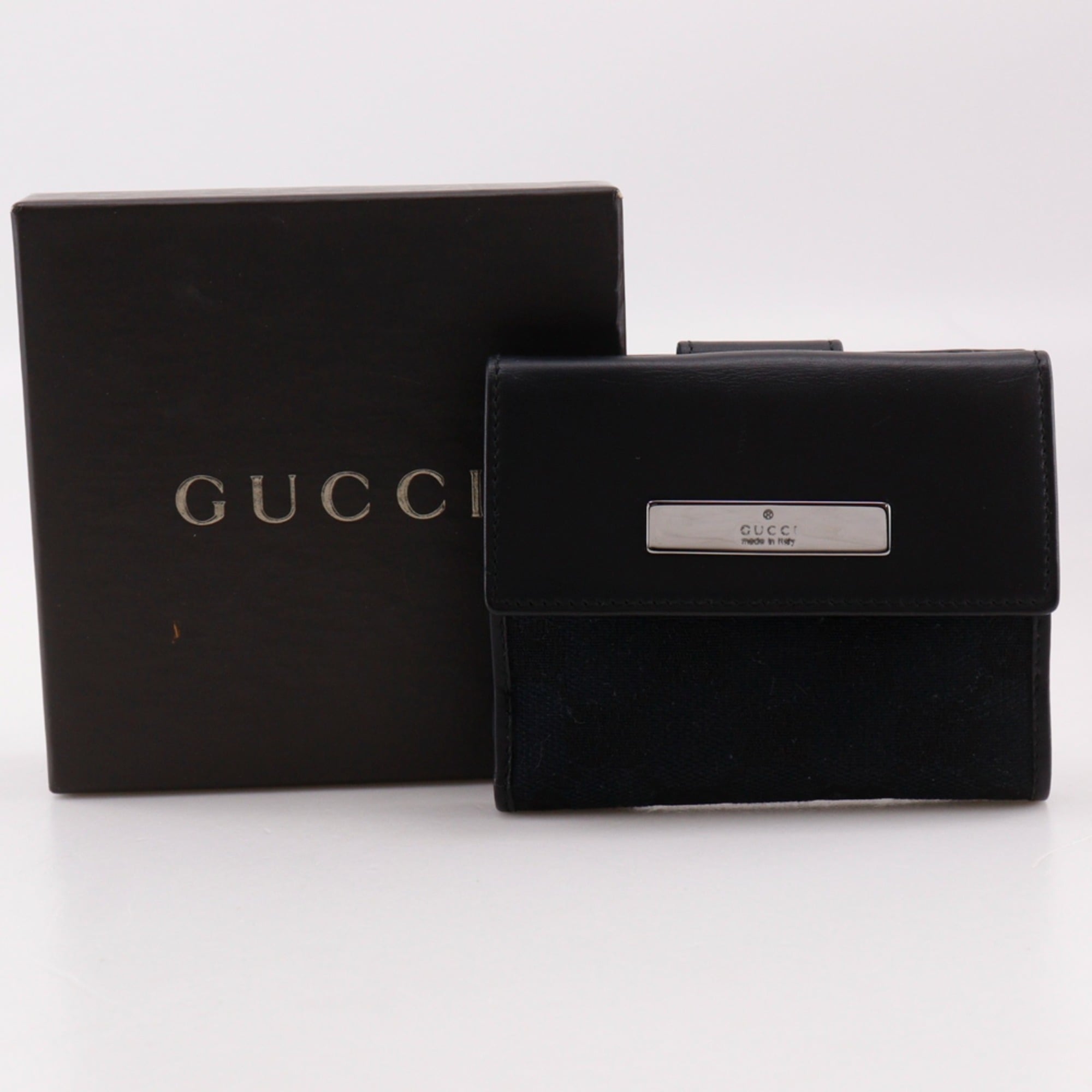 Gucci Black Gg Canvas Wallet (Bi-Fold) (Pre-Owned)