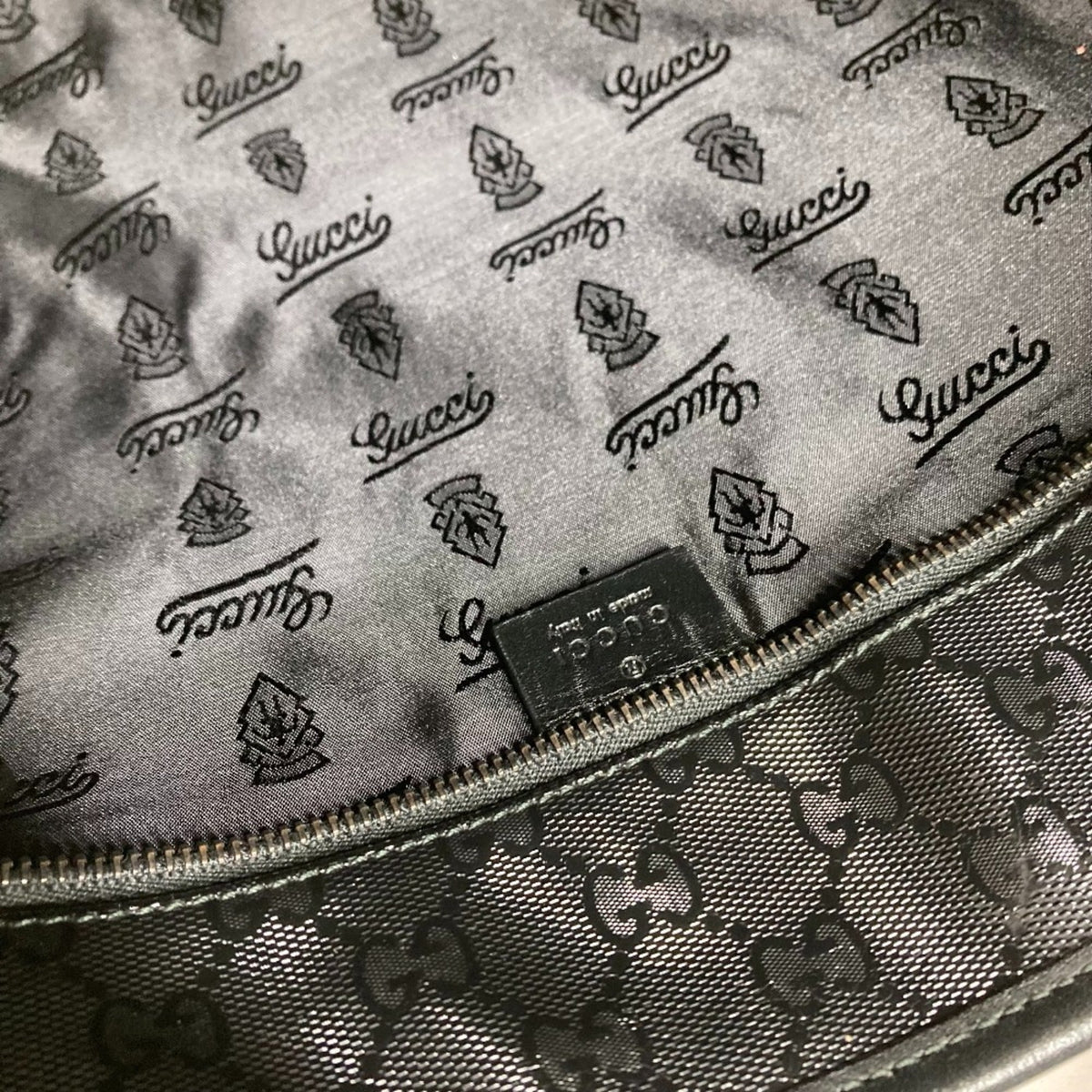 Gucci Black Gg Imprimé Shoulder Bag Tote Bag (Pre-Owned)