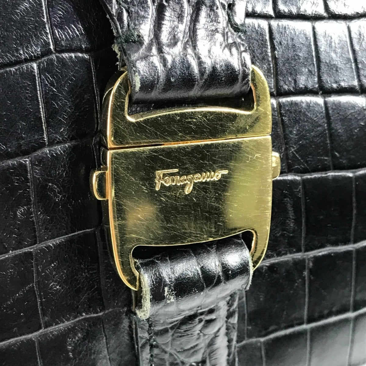 Salvatore Ferragamo Black Gold Leather Shoulder Bag Tote Bag (Pre-Owned)