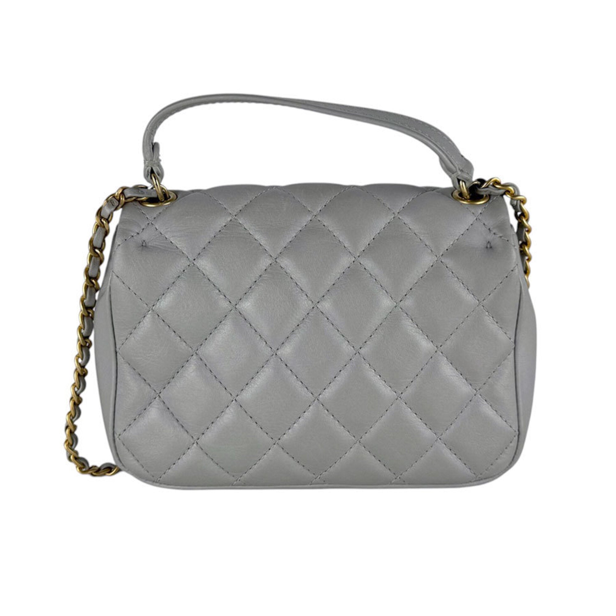 Chanel Gray Leather Shoulder Bag (Pre-Owned)