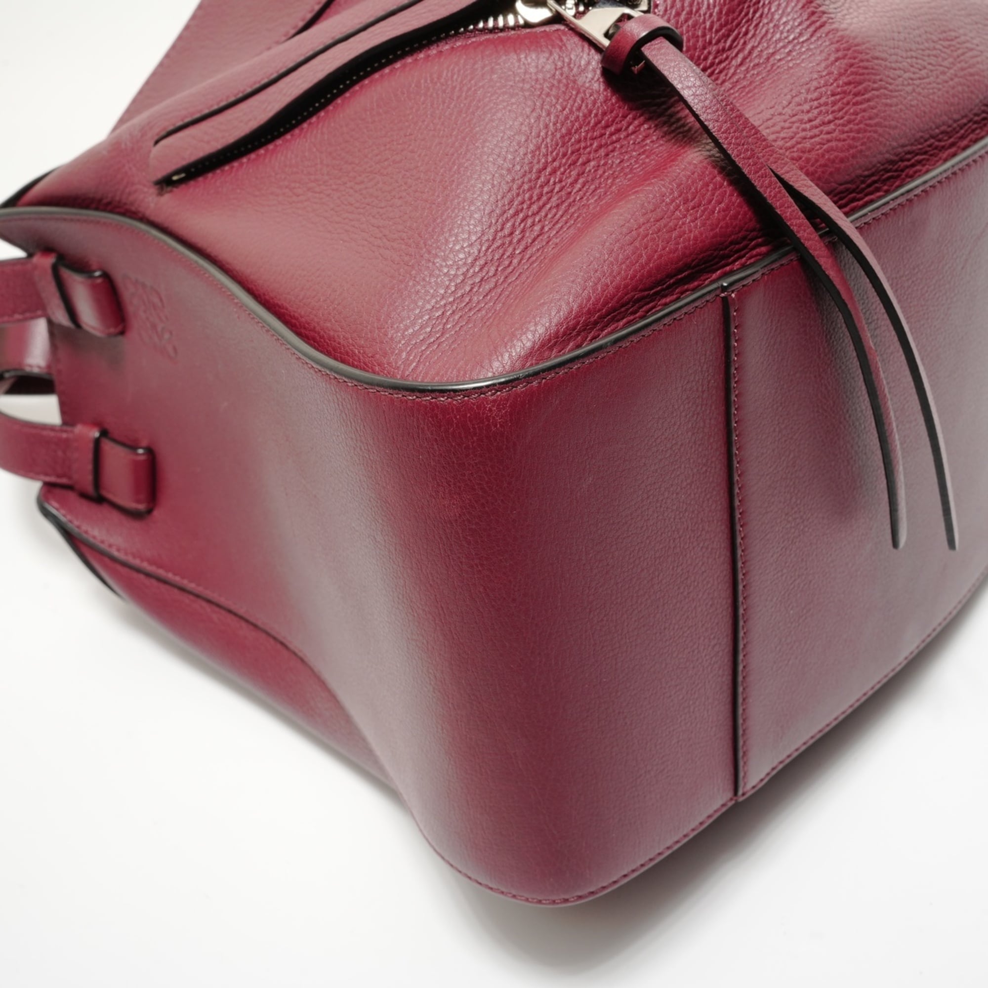 Loewe Hammock Red Color Leather Handbag (Pre-Owned)