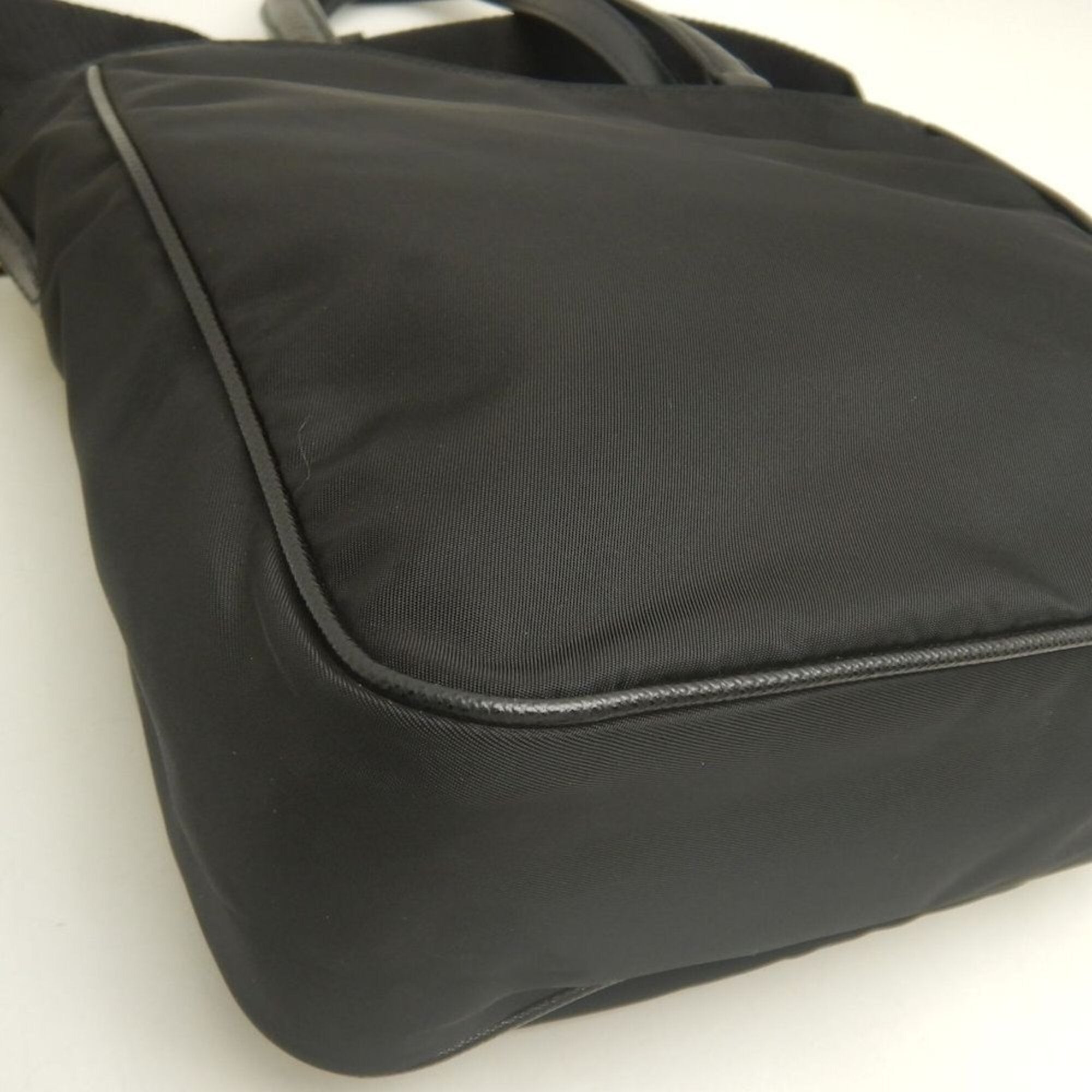 Prada Black Nylon Leather Handbag (Pre-Owned)