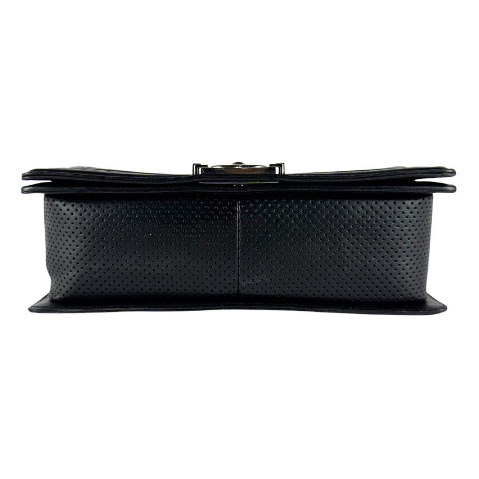 Chanel Black Leather Shoulder Bag (Pre-Owned)