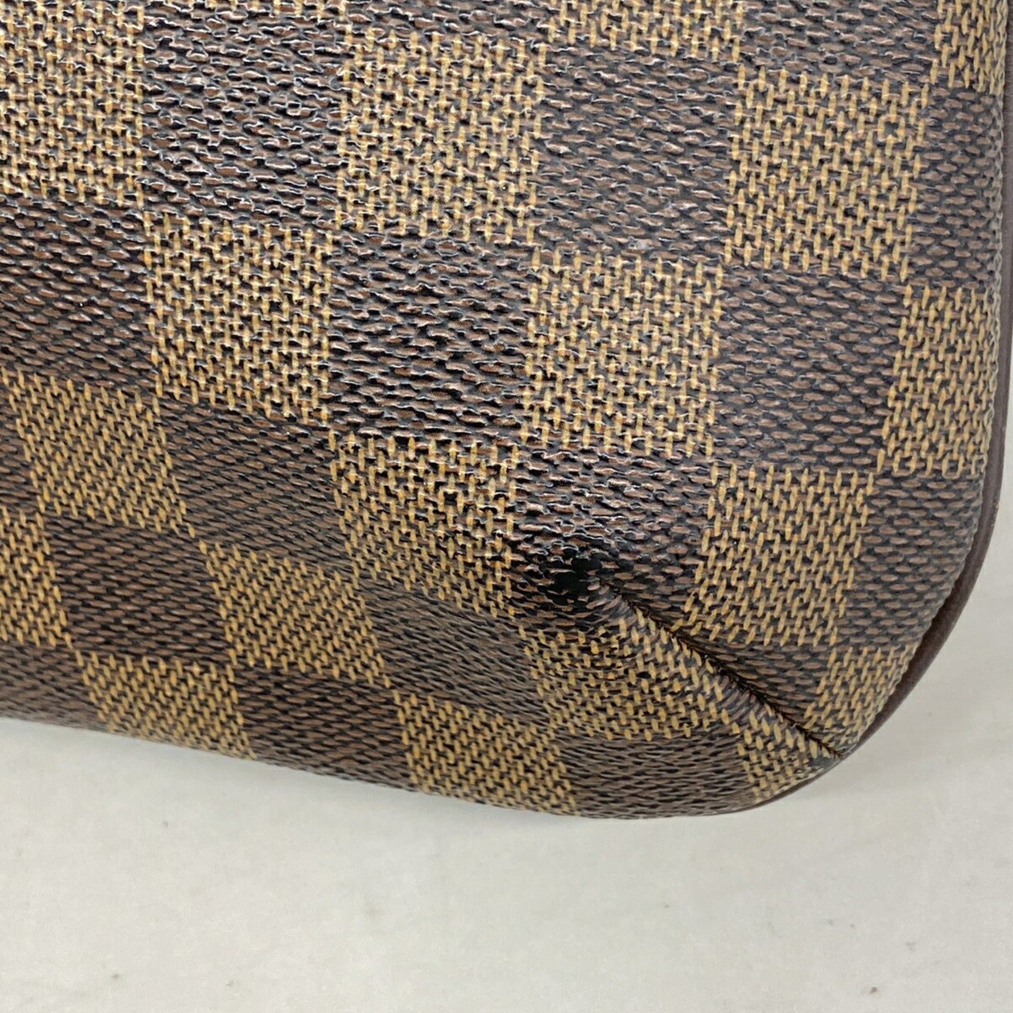 Louis Vuitton Ebene Shoulder Bag (Pre-Owned)