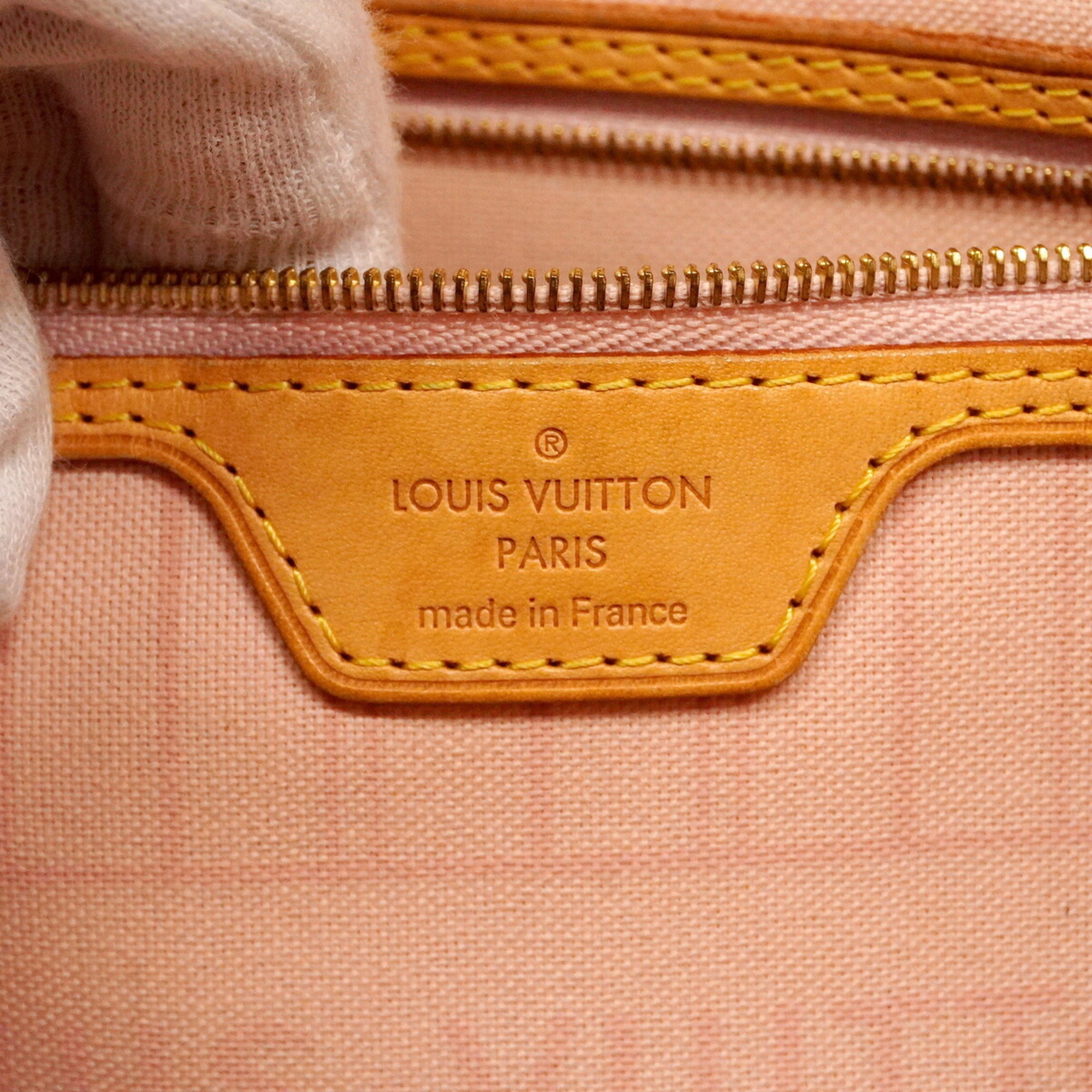 Louis Vuitton Rose Ballerine Tote Bag (Pre-Owned)