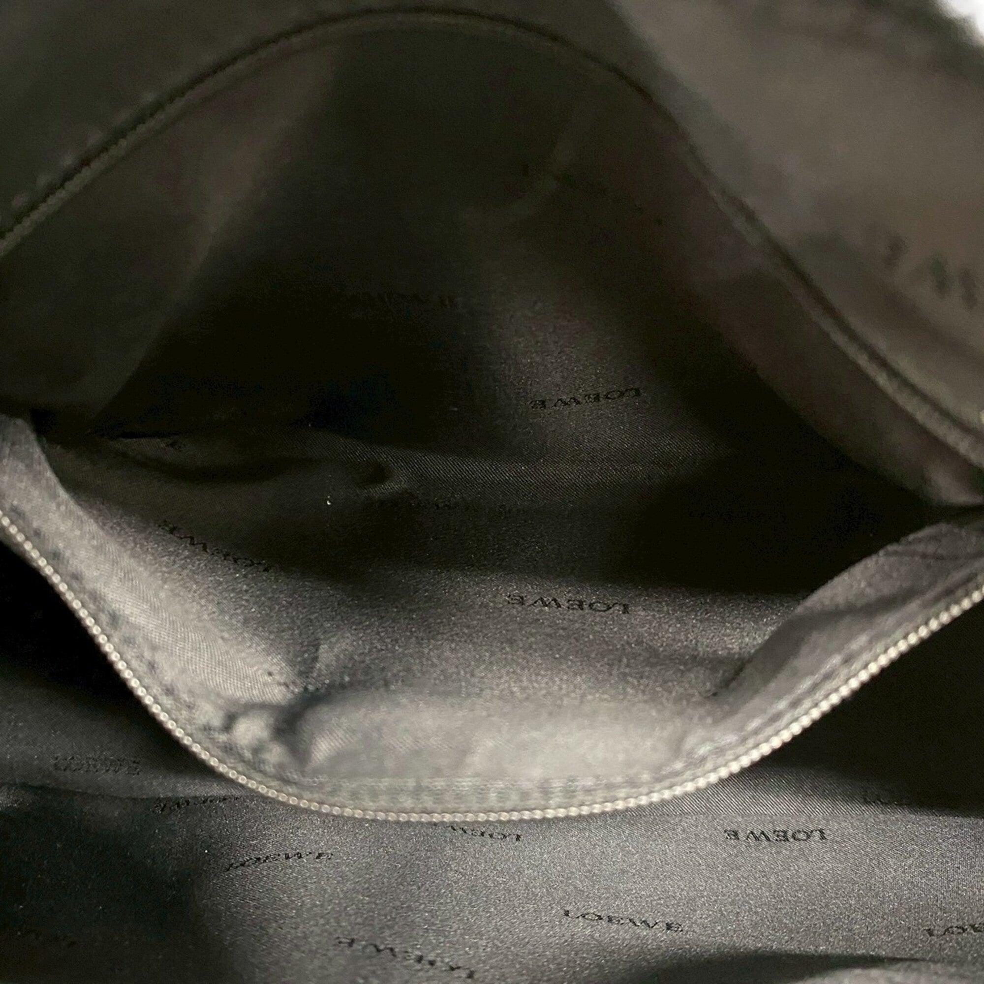 Loewe Black Leather Handbag Shoulder Bag Tote Bag (Pre-Owned)