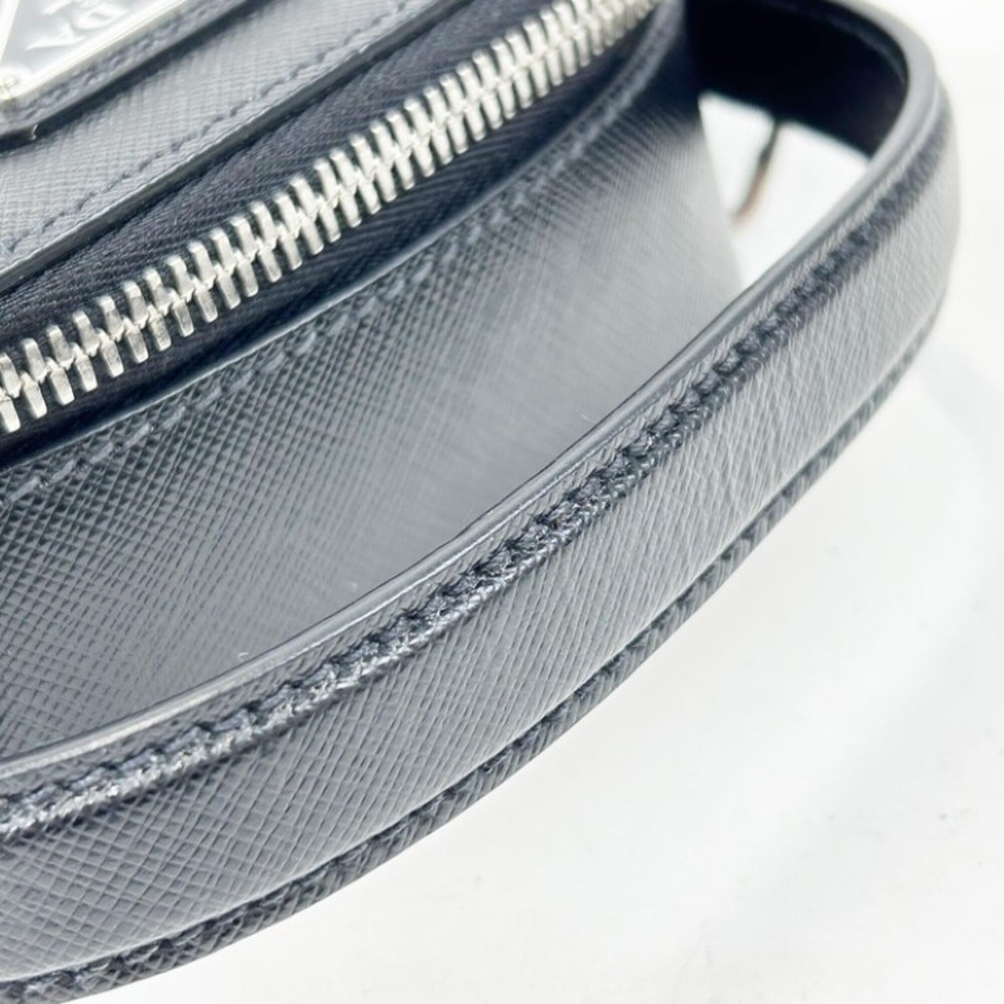 Prada Saffiano Black Saffiano Shoulder Bag (Pre-Owned)