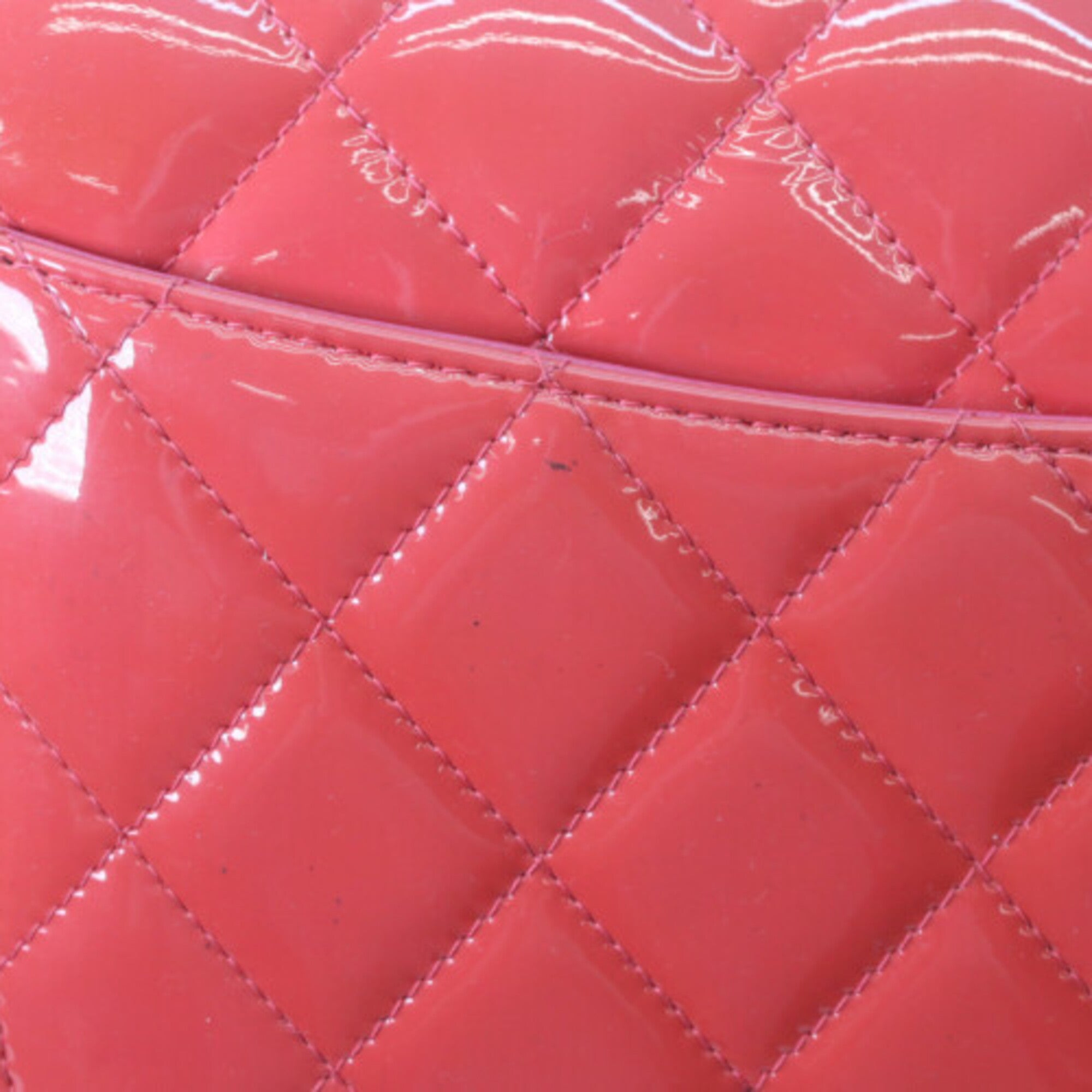 Chanel Pink Red Color Leather Shoulder Bag (Pre-Owned)