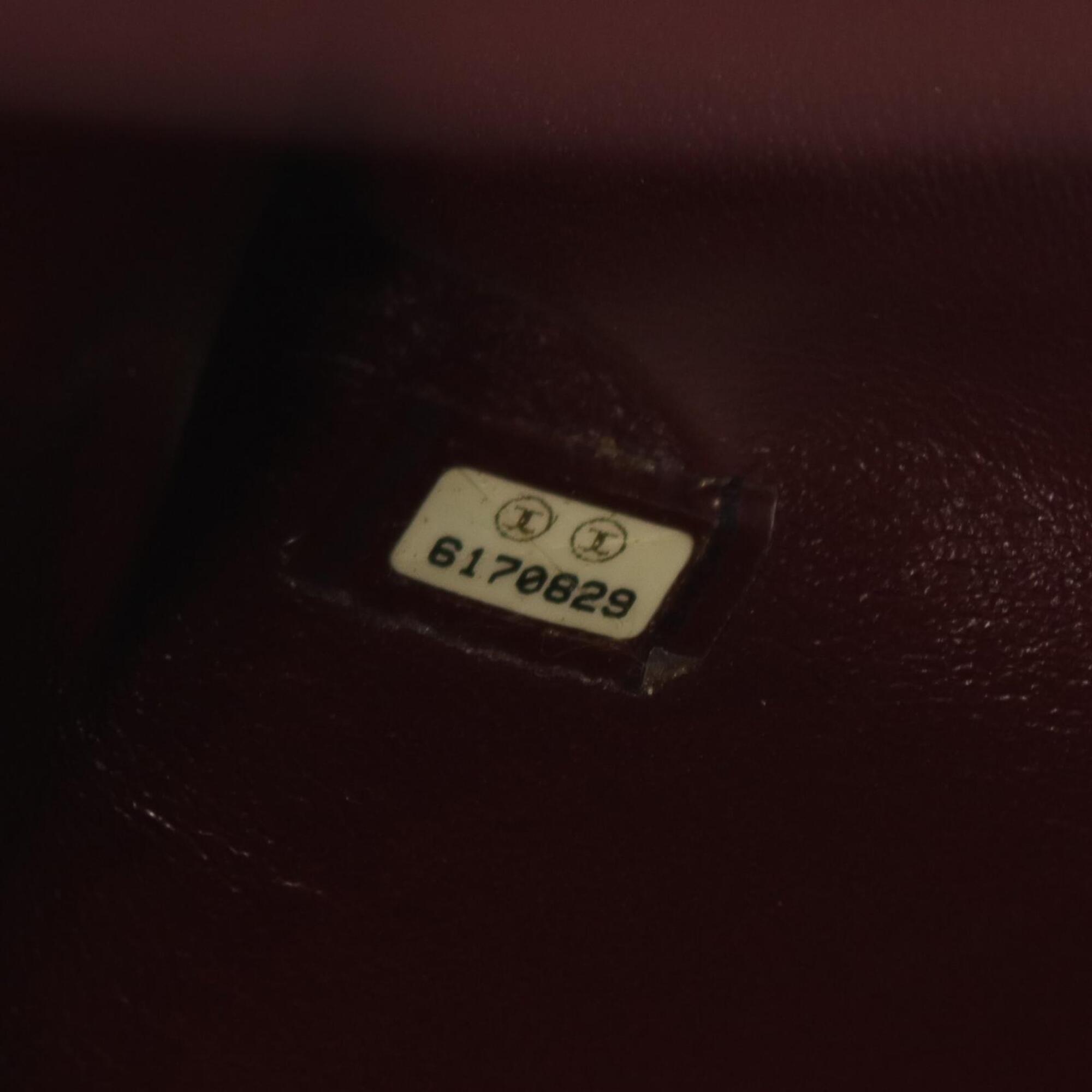 Chanel Black Leather Handbag (Pre-Owned)
