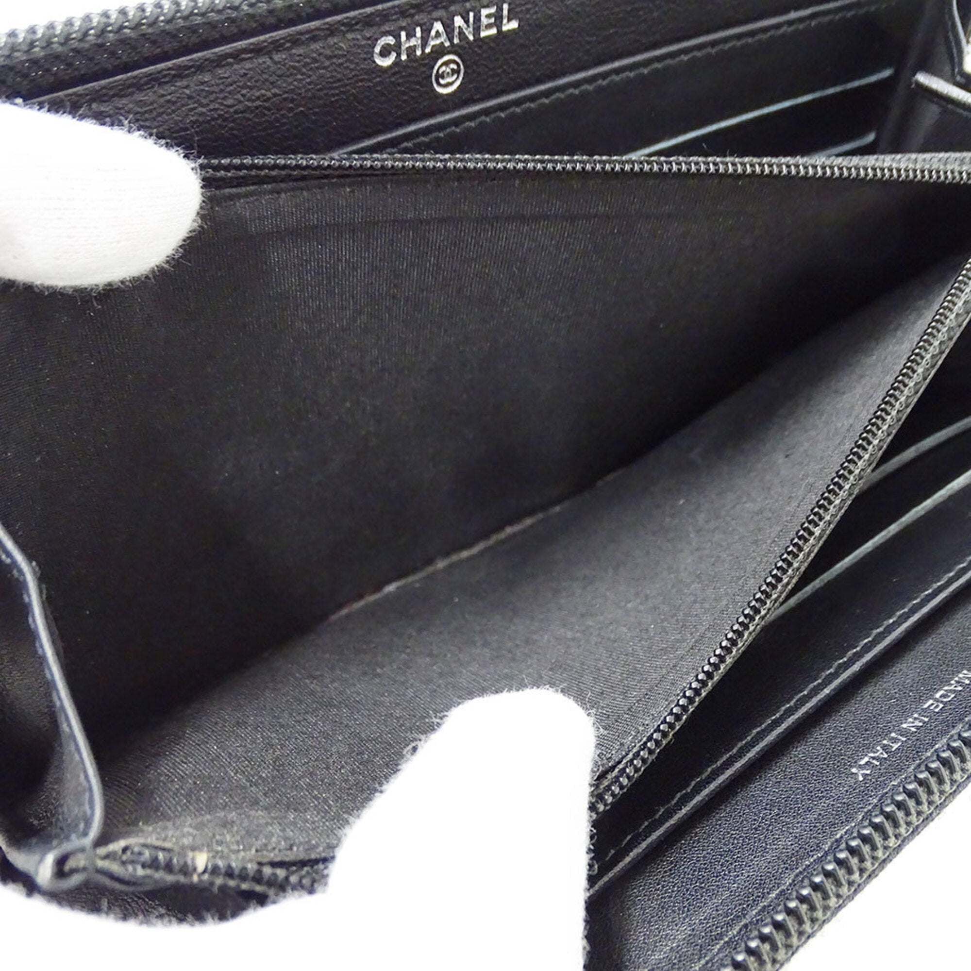 Chanel Black Grained Calfskin Long Wallet (Bi-Fold) (Pre-Owned)