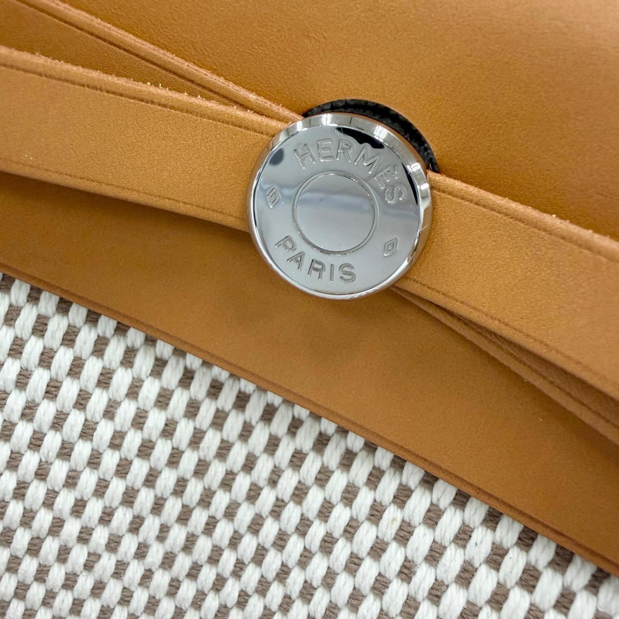 Hermes Beige Black Natural Leather Shoulder Bag (Pre-Owned)