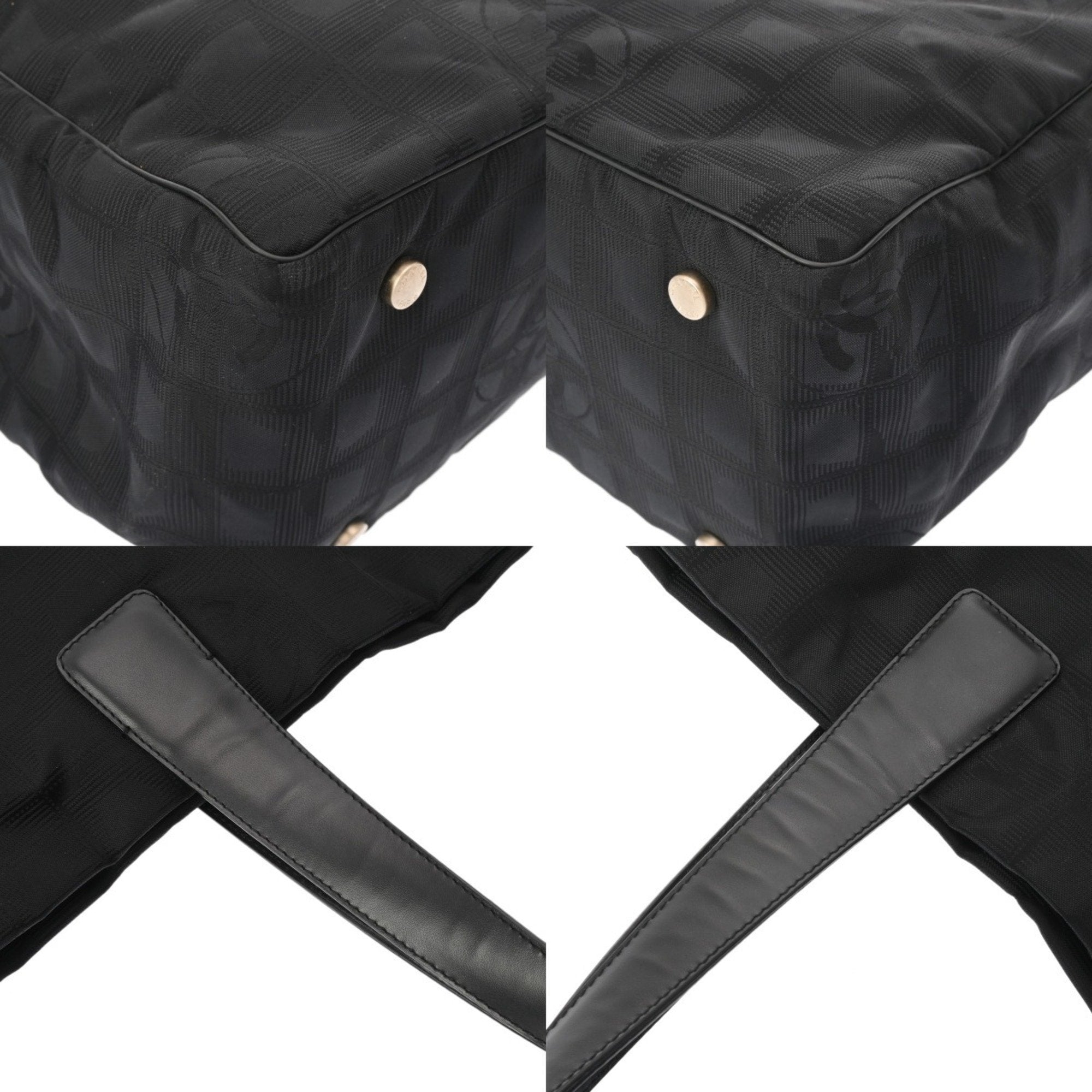 Chanel Black Nylon Handbag (Pre-Owned)