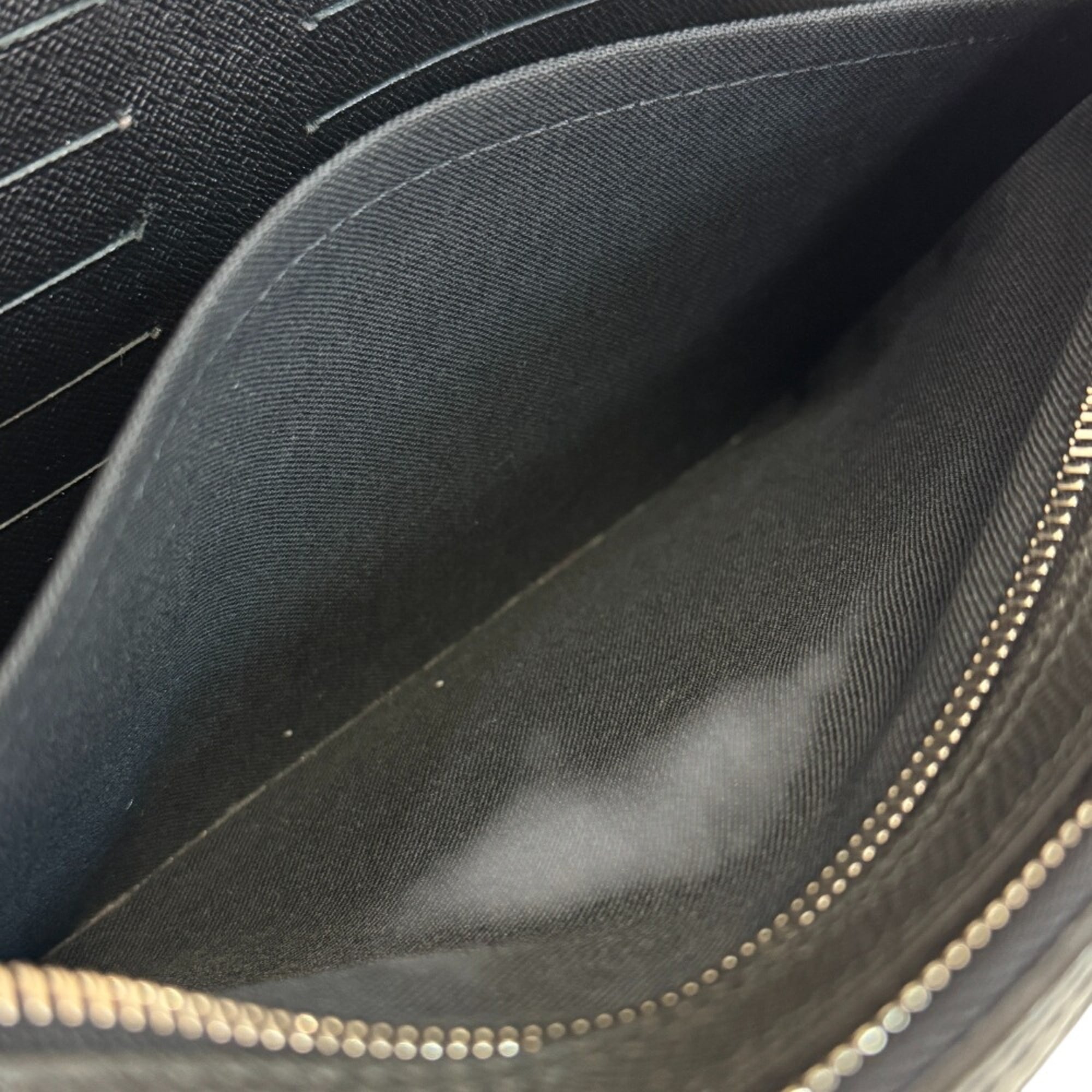 Louis Vuitton Ardoise Black Taiga Leather Clutch Bag Pouch (Pre-Owned)