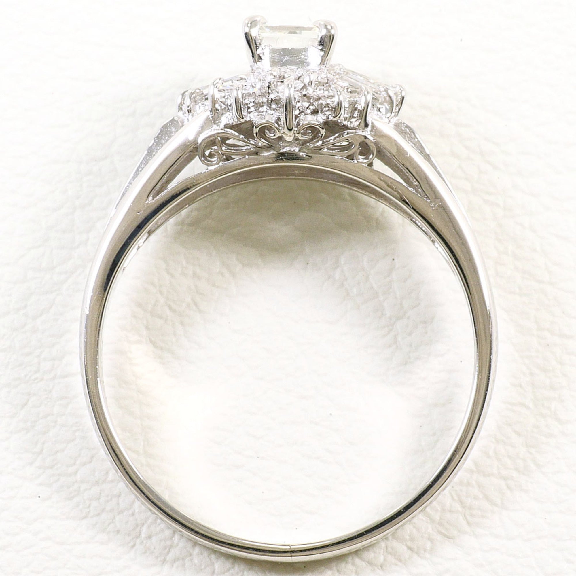 Unbranded Platinum Platinum 900 Band Ring (Pre-Owned)