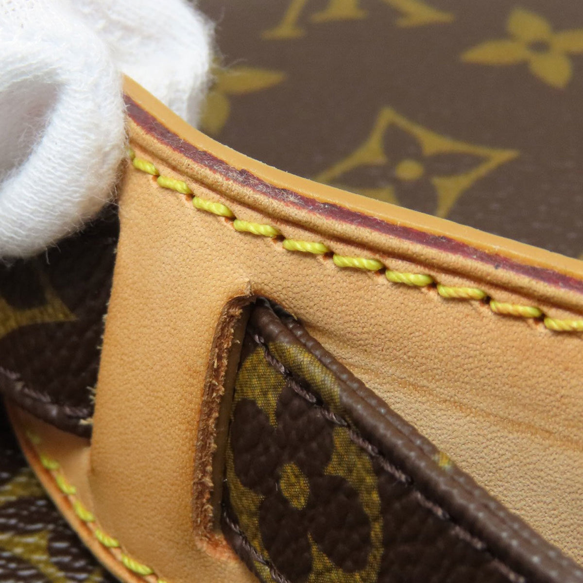 Louis Vuitton Monogram Monogram Canvas Shoulder Bag (Pre-Owned)