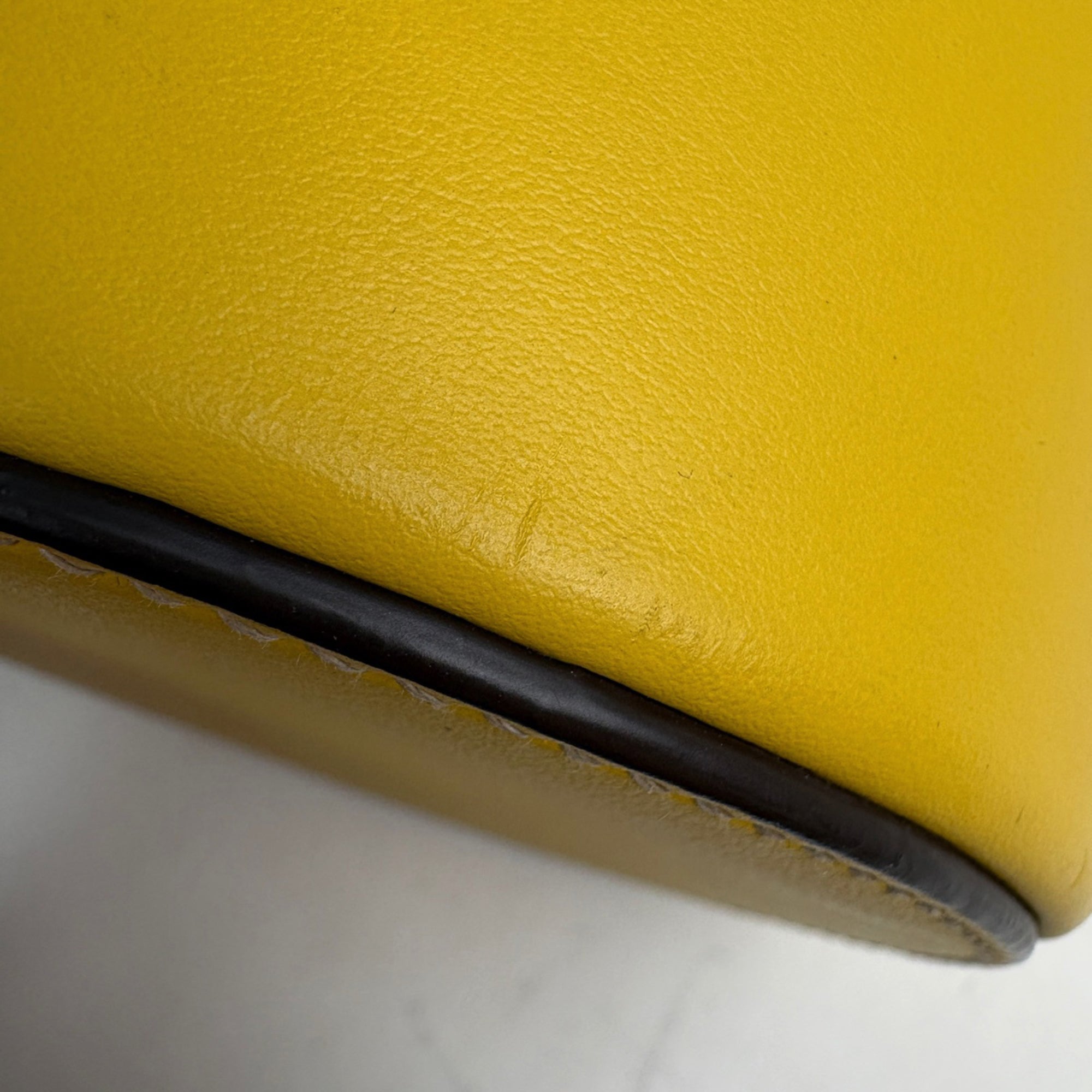 Miu Miu Yellow Leather Shoulder Bag (Pre-Owned)