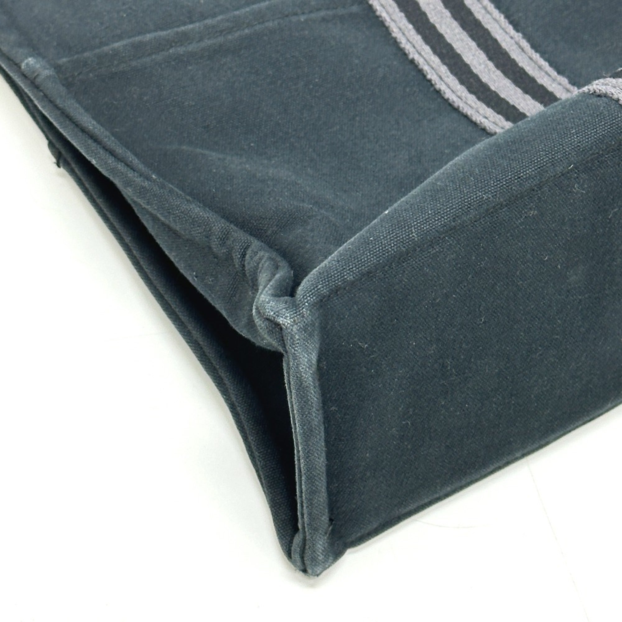 Hermes Black Canvas Tote Bag (Pre-Owned)