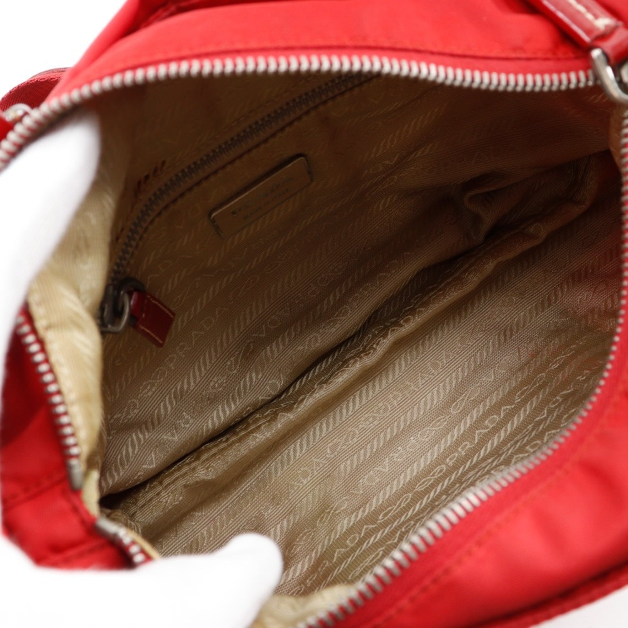 Prada Red Color Nylon Handbag (Pre-Owned)