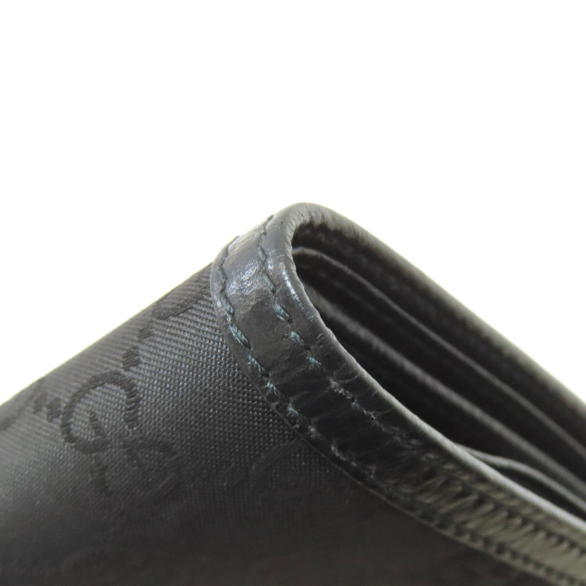 Gucci Black Nylon Wallet (Bi-Fold) (Pre-Owned)