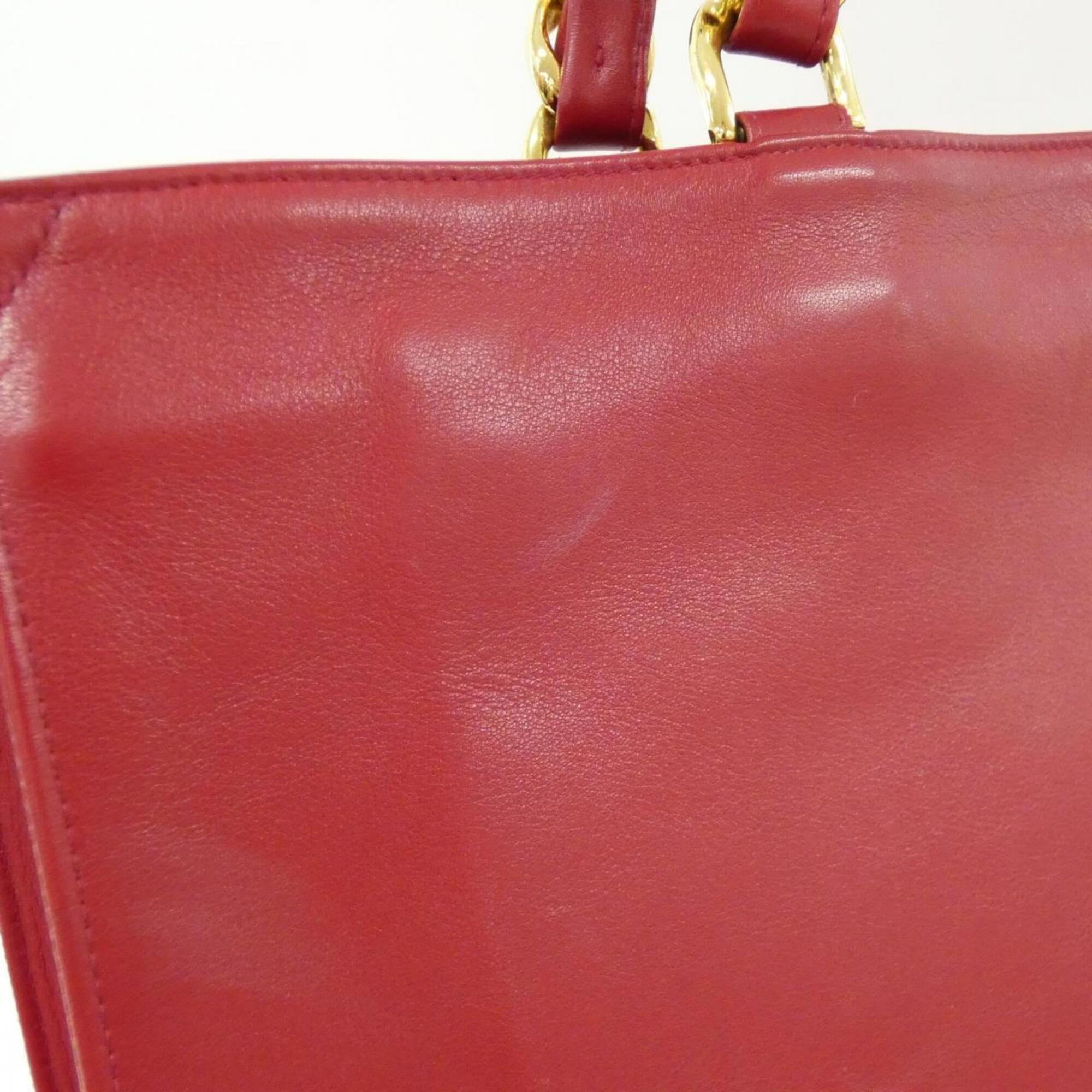 Chanel Red Color Leather Handbag (Pre-Owned)