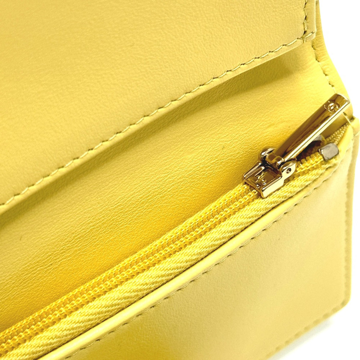 Chanel Yellow Leather Coin Purse/Coin Case (Pre-Owned)