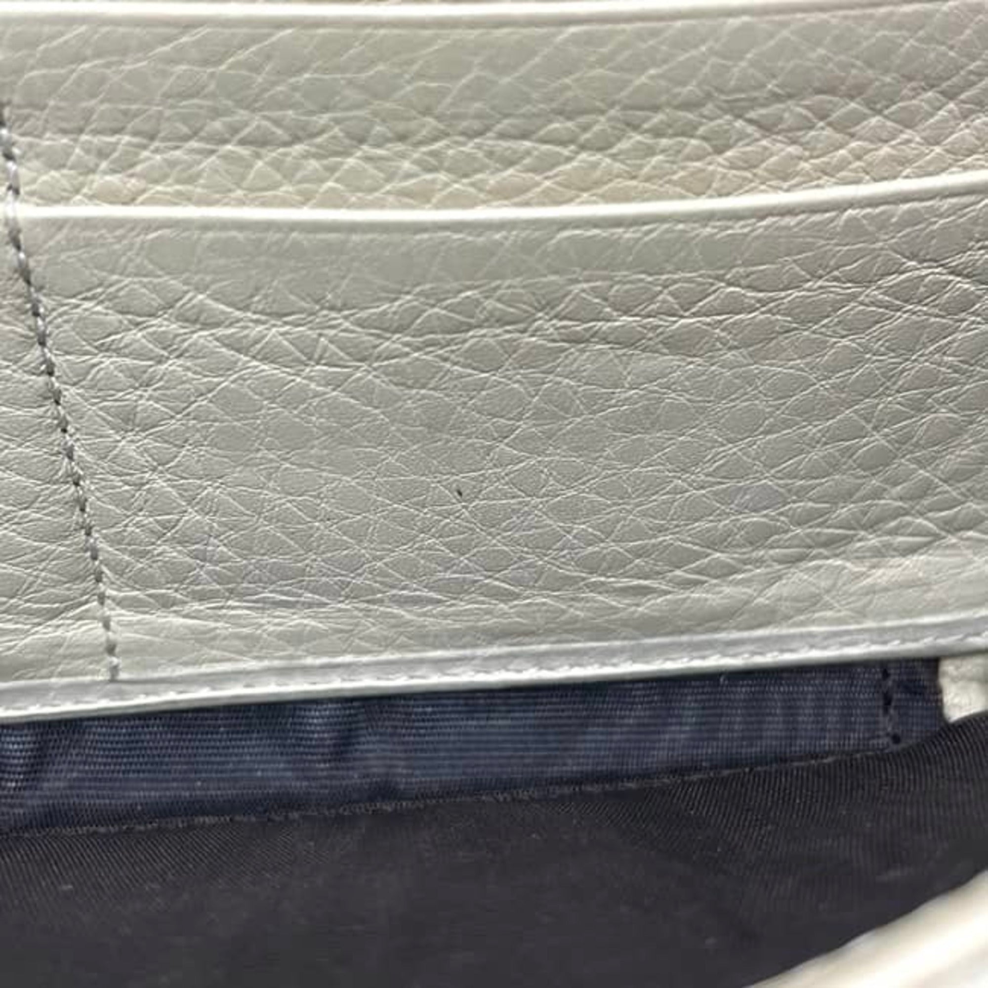 Gucci Beige Leather Long Wallet (Bi-Fold) (Pre-Owned)