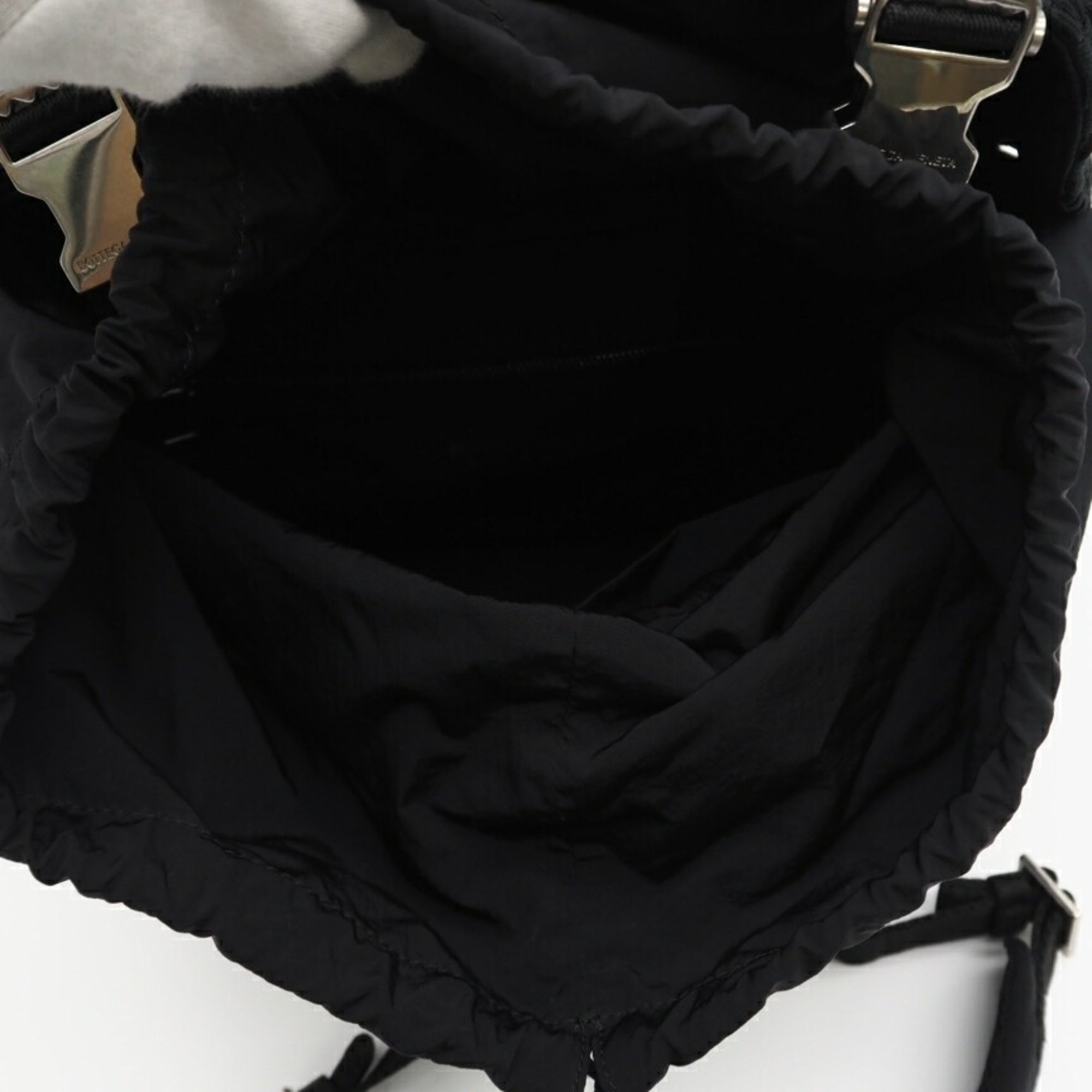 Bottega Veneta Black Nylon Shoulder Bag (Pre-Owned)