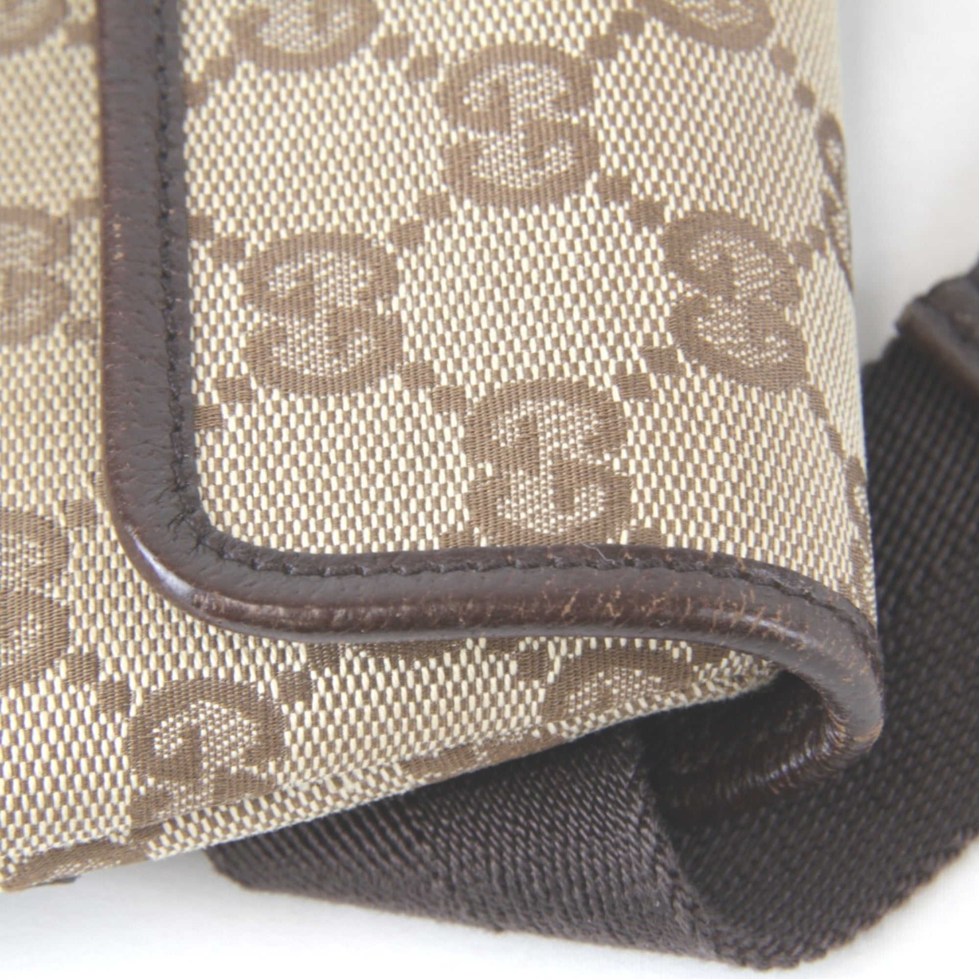 Gucci Beige Gg Canvas Fanny Pack (Pre-Owned)