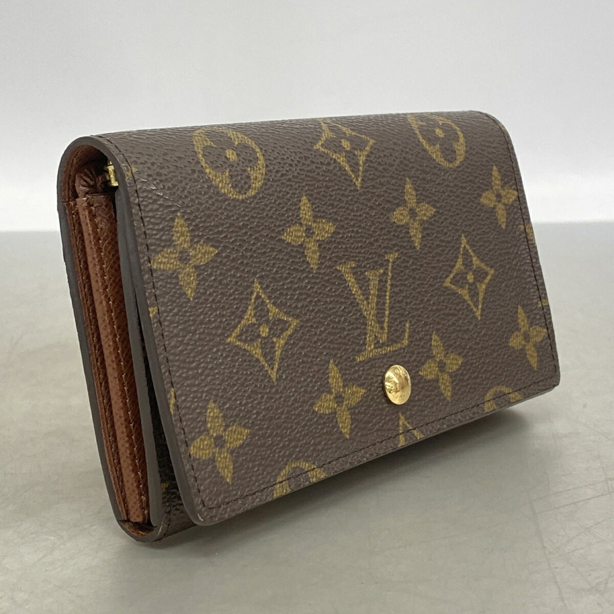 Louis Vuitton Brown Wallet (Bi-Fold) (Pre-Owned)