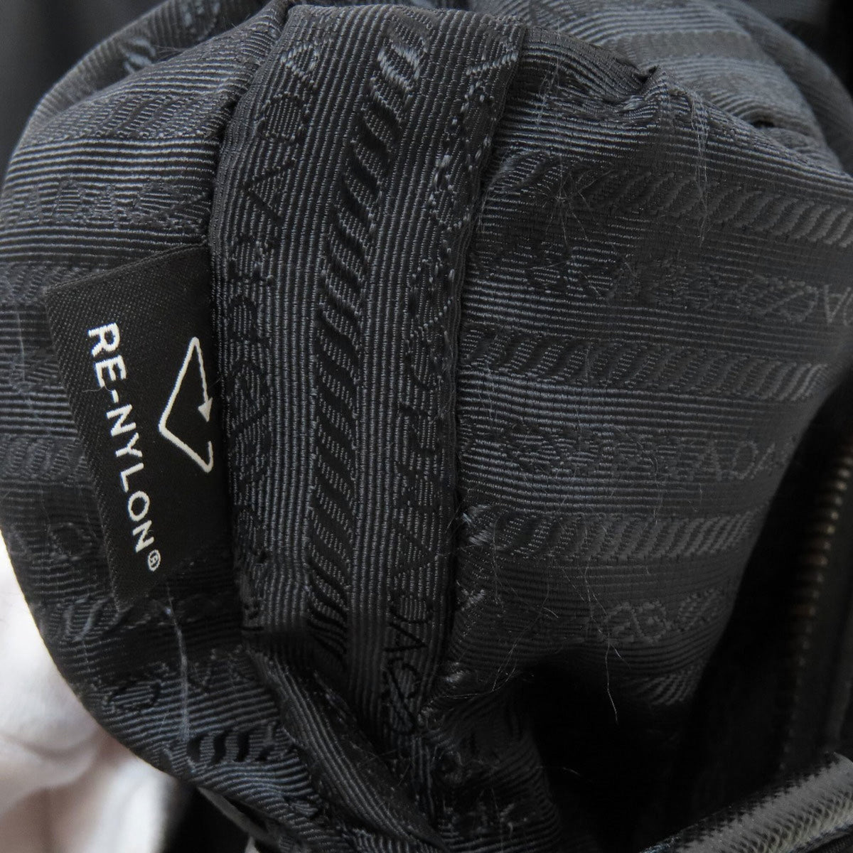 Prada Black Nylon Shoulder Bag (Pre-Owned)