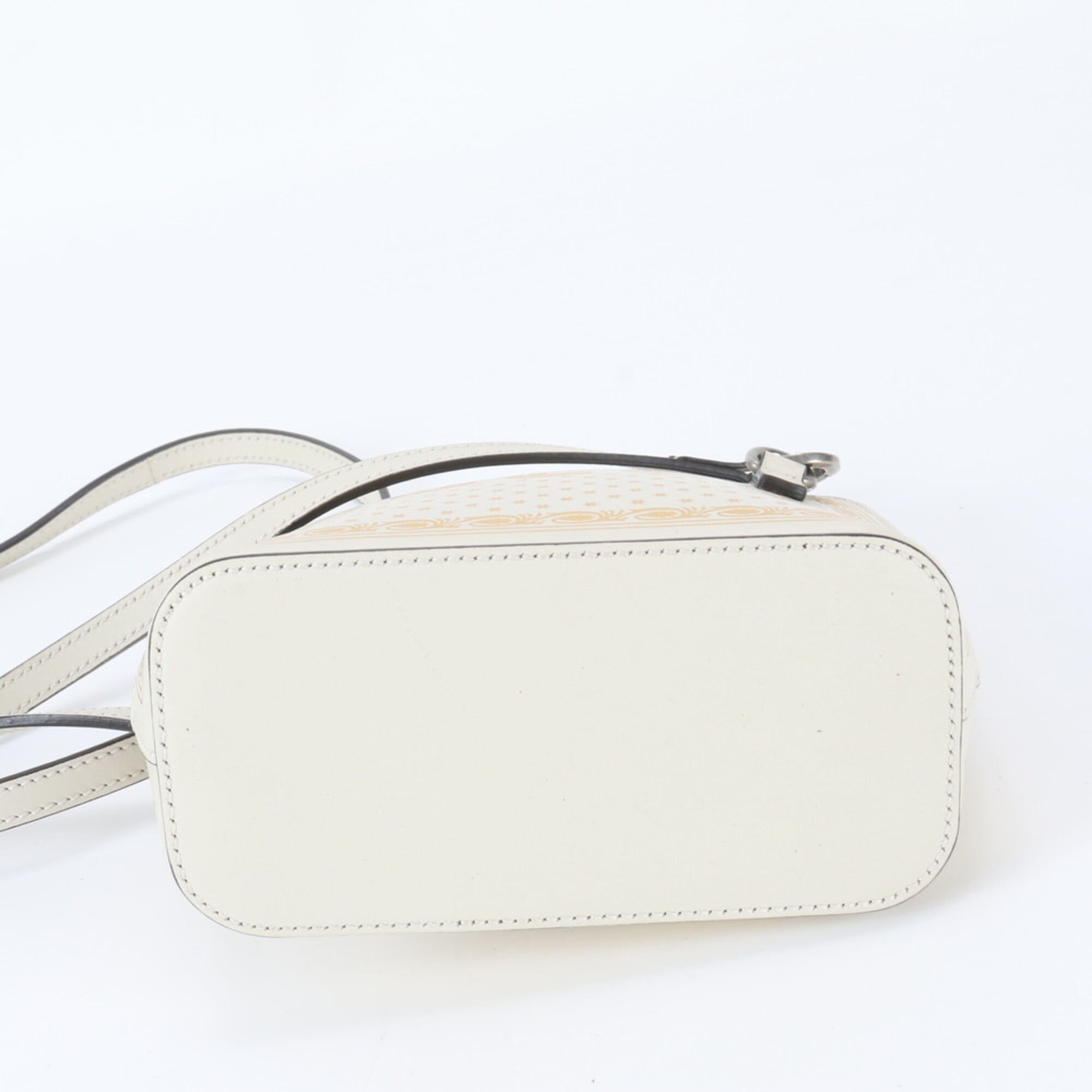 Gucci Ivory Leather Shoulder Bag (Pre-Owned)