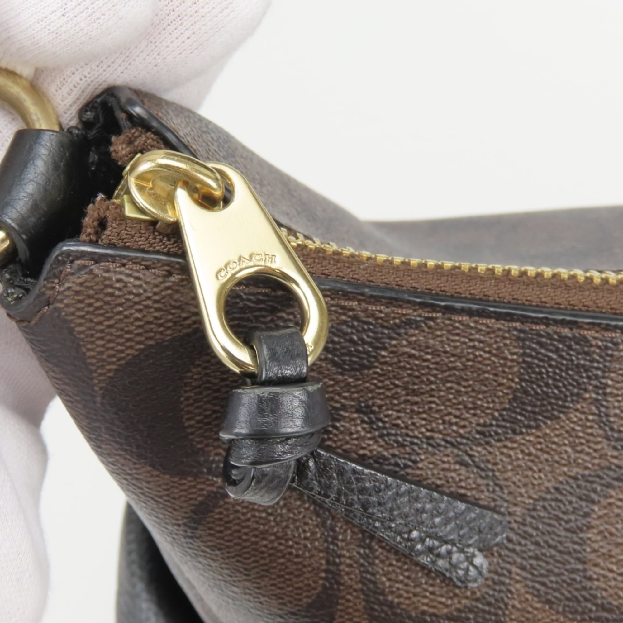 Coach Black Dark Brown Pvc Leather Shoulder Bag (Pre-Owned)