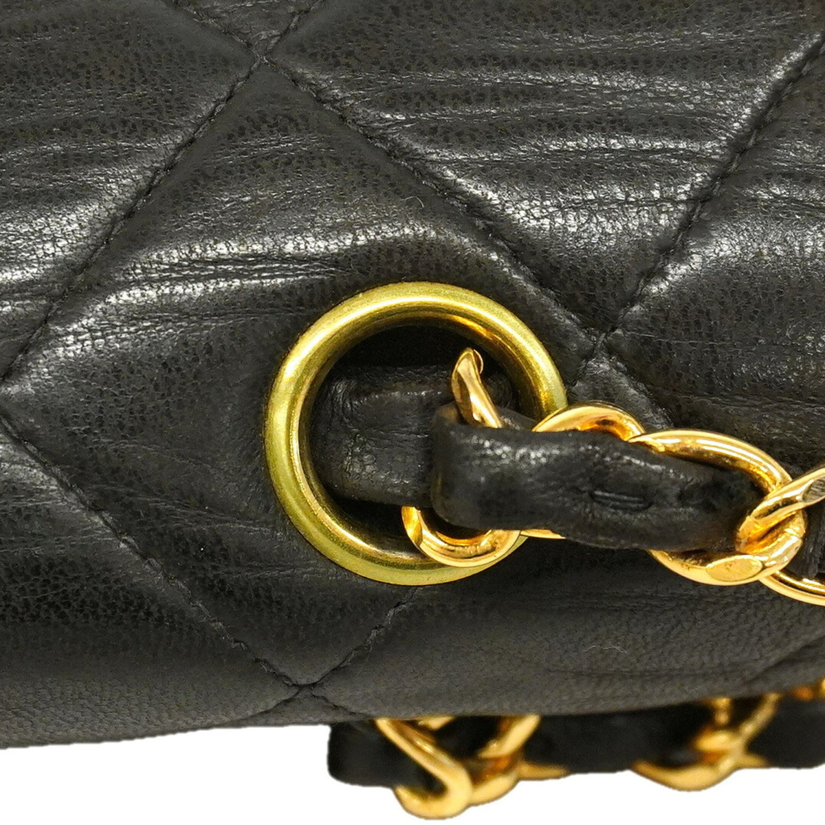 Chanel Black Leather Shoulder Bag (Pre-Owned)
