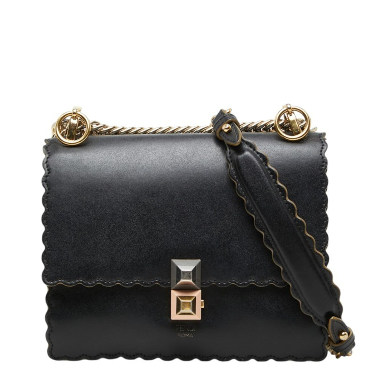 Fendi Black Leather Shoulder Bag (Pre-Owned)