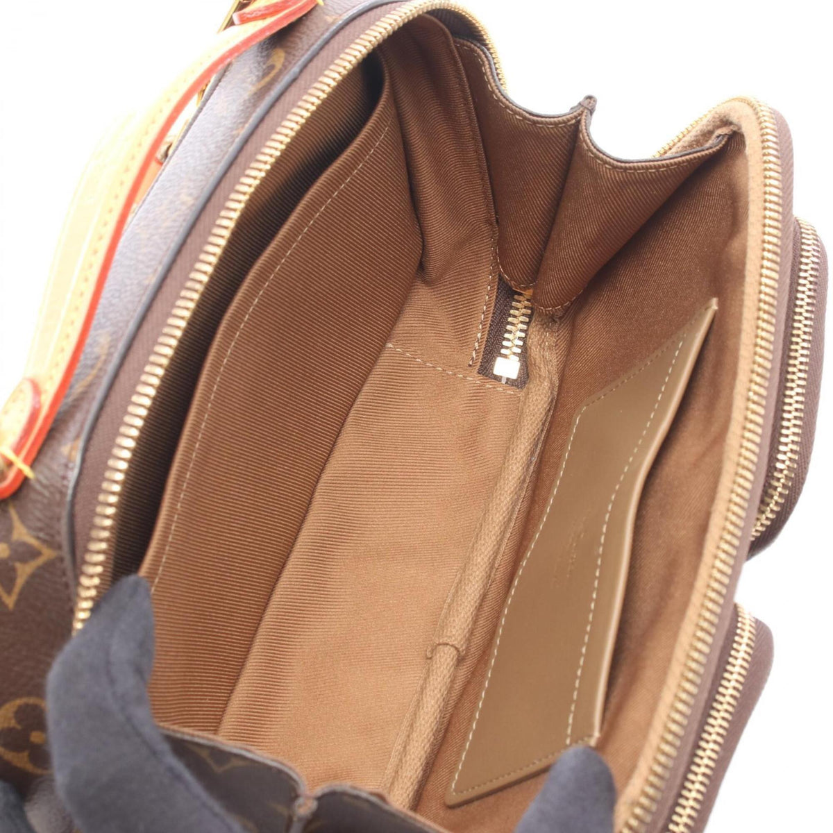 Louis Vuitton Brown Monogram Coated Canvas Handbag Pouch (Pre-Owned)