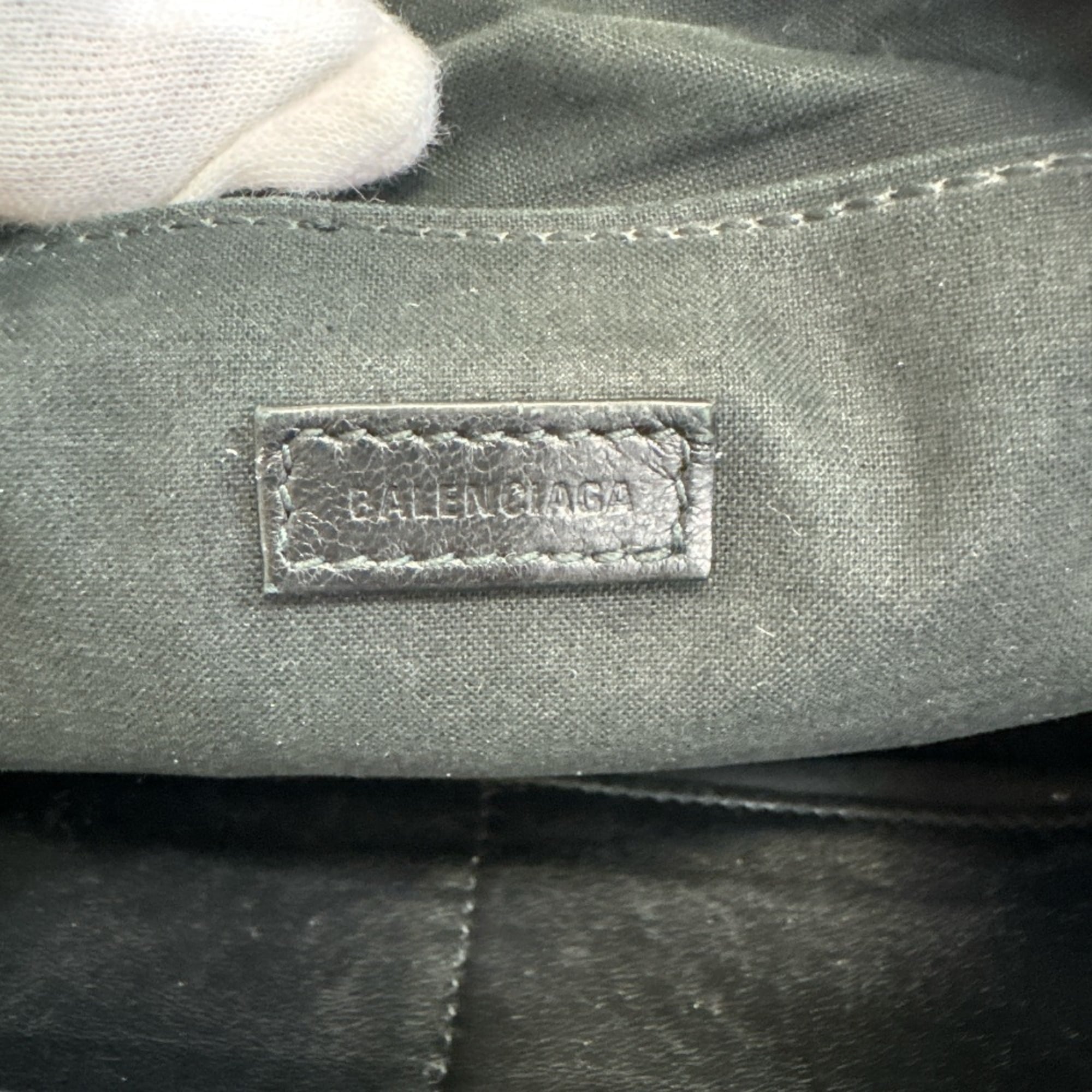 Balenciaga Black Leather Clutch Bag Pouch (Pre-Owned)