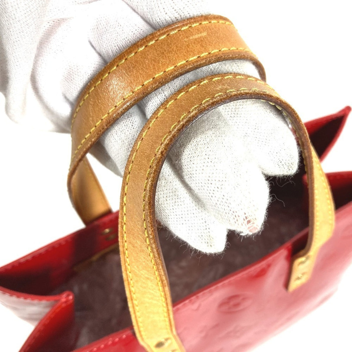 Louis Vuitton Pomme D'amour Red Color Monogram Vernis Handbag (Pre-Owned)