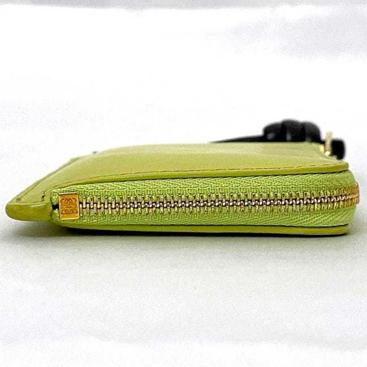 Loewe Black Light Green Leather Coin Purse/Coin Case (Pre-Owned)