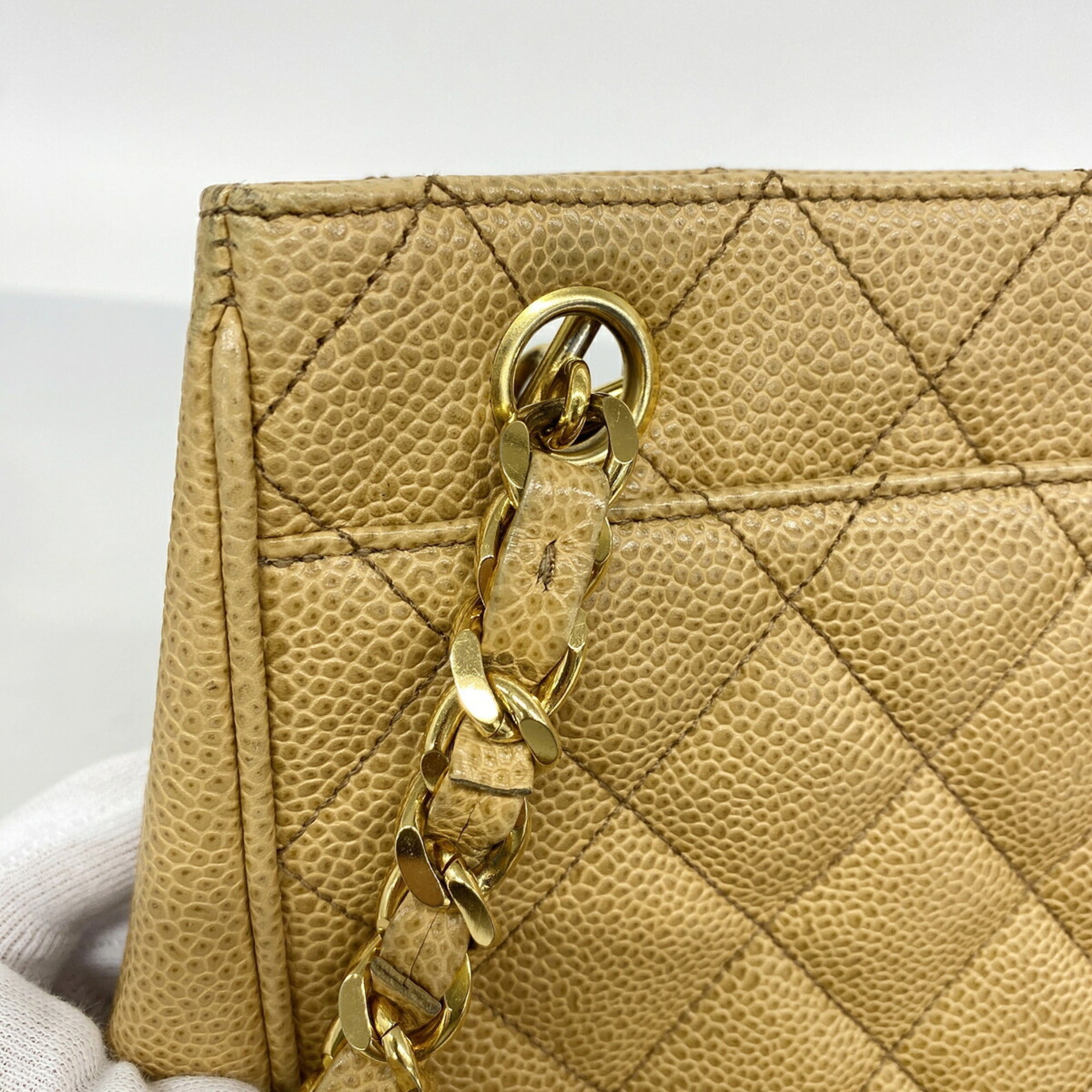 Chanel Beige Grained Calfskin Shoulder Bag (Pre-Owned)