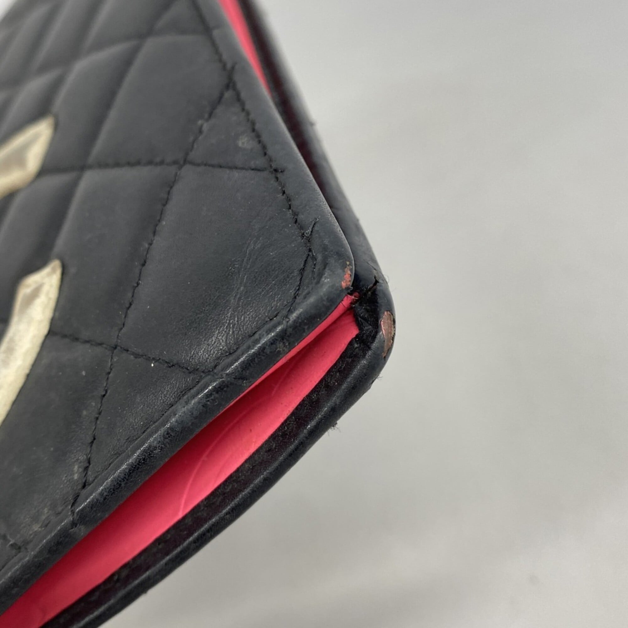 Chanel Black Leather Long Wallet (Bi-Fold) (Pre-Owned)