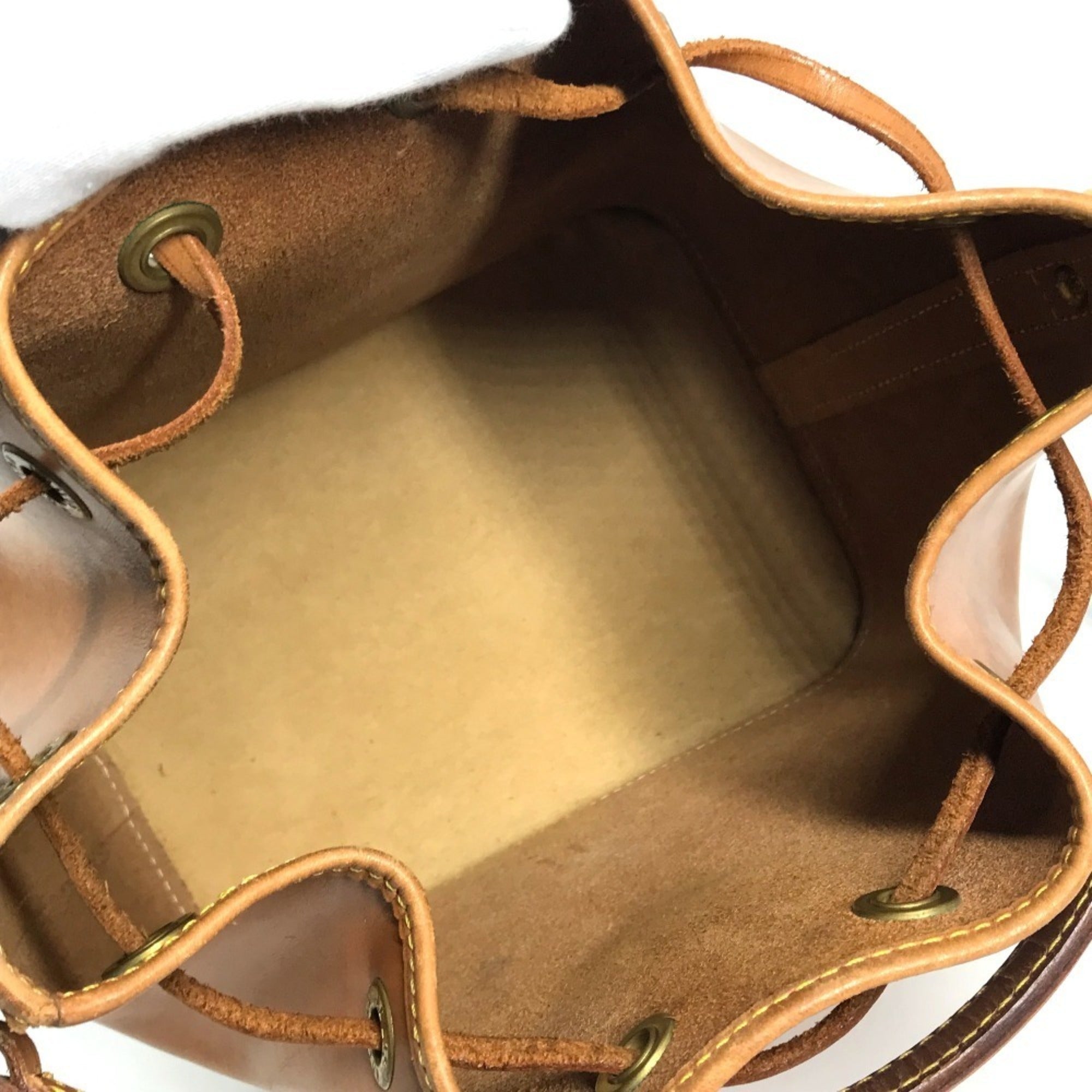 Louis Vuitton Beige Nomade Leather Leather Handbag Shoulder Bag (Pre-Owned)