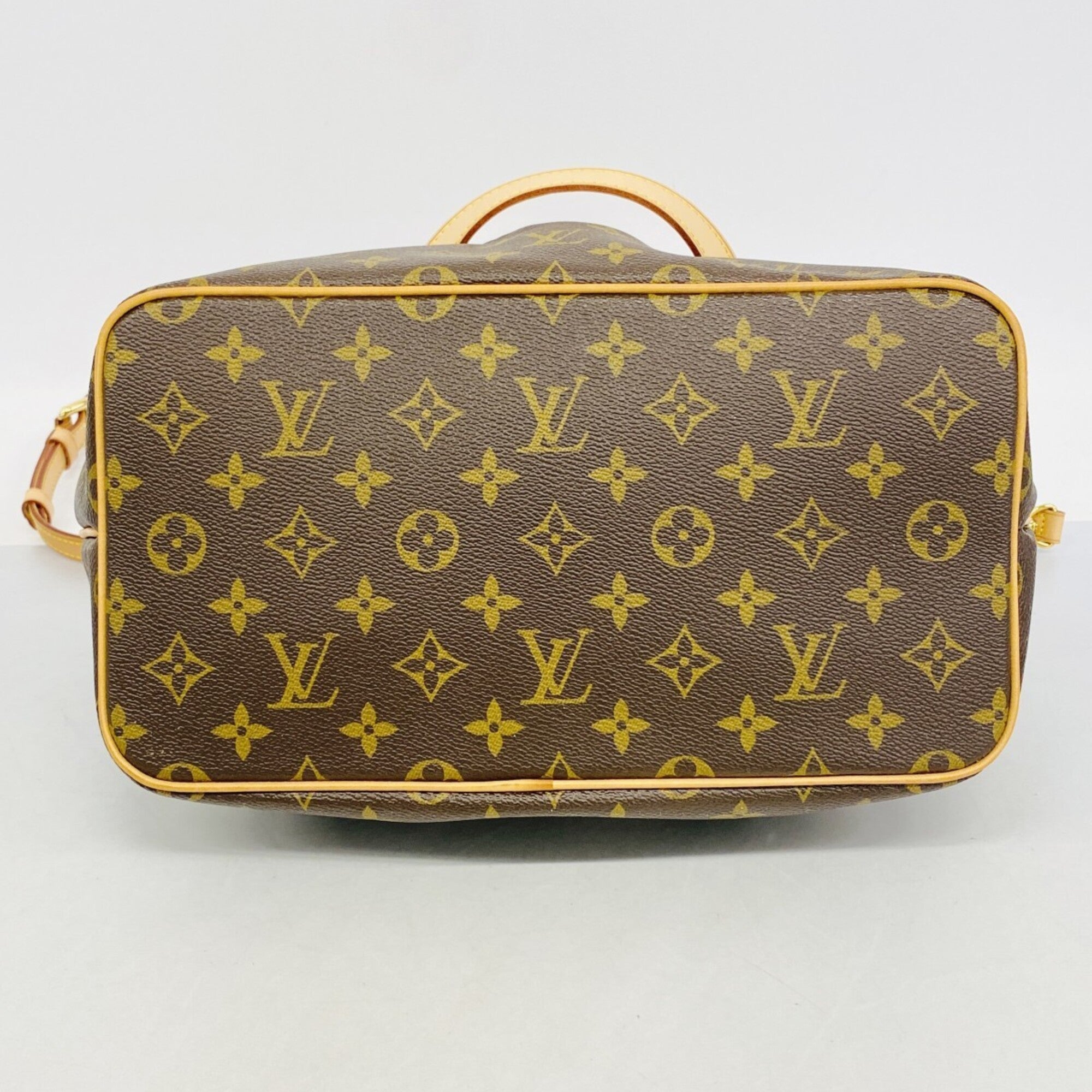 Louis Vuitton Brown Handbag (Pre-Owned)