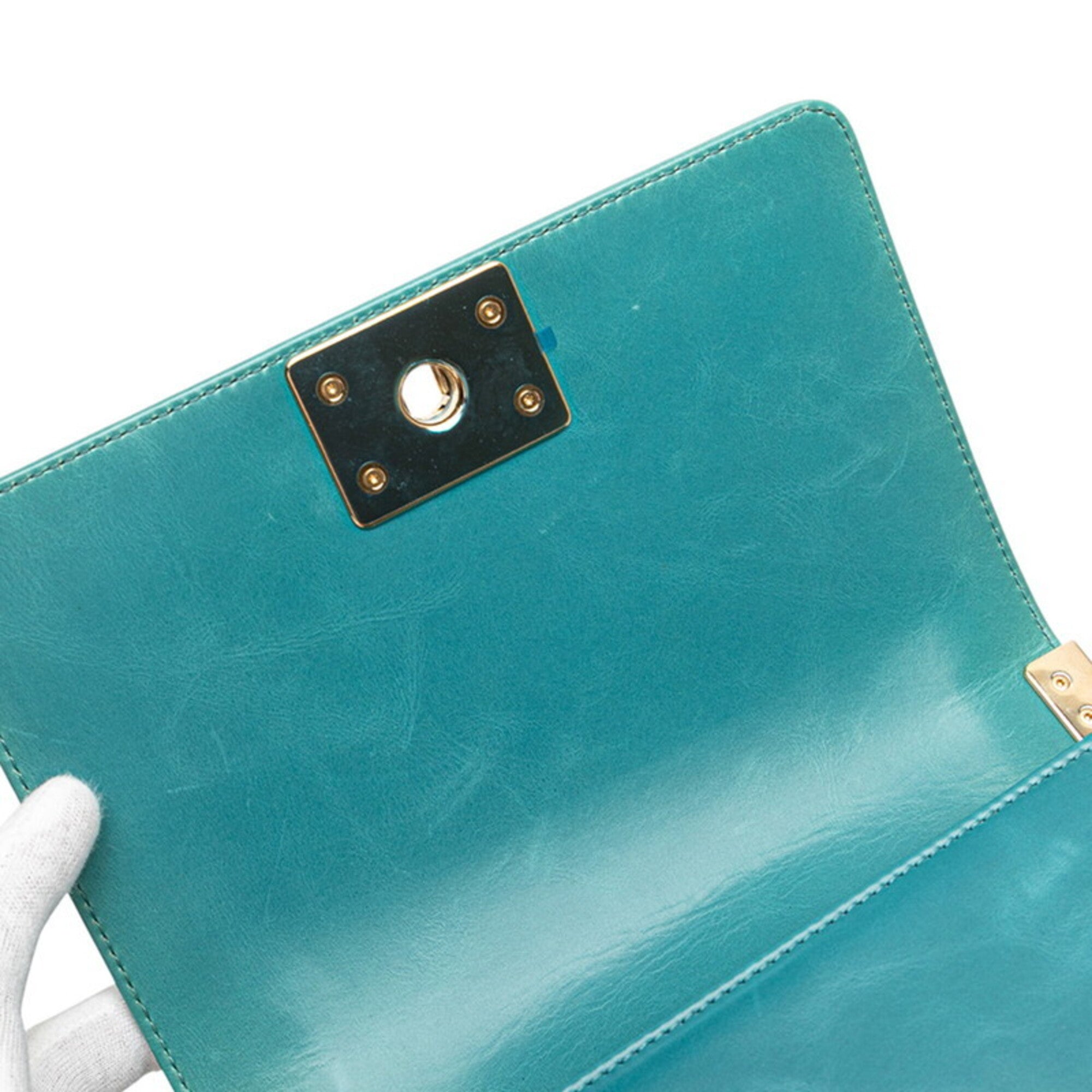 Chanel Blue Green Leather Shoulder Bag (Pre-Owned)