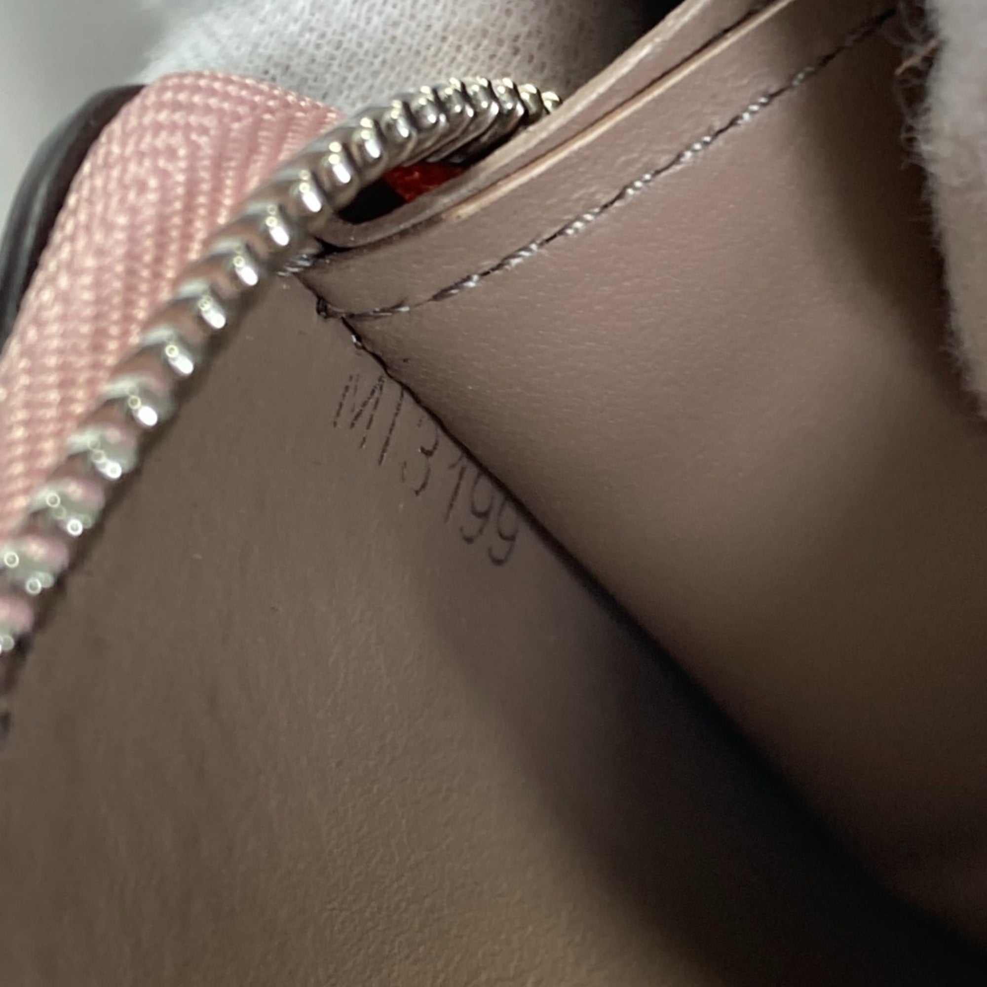 Louis Vuitton Pink Leather Long Wallet (Bi-Fold) (Pre-Owned)