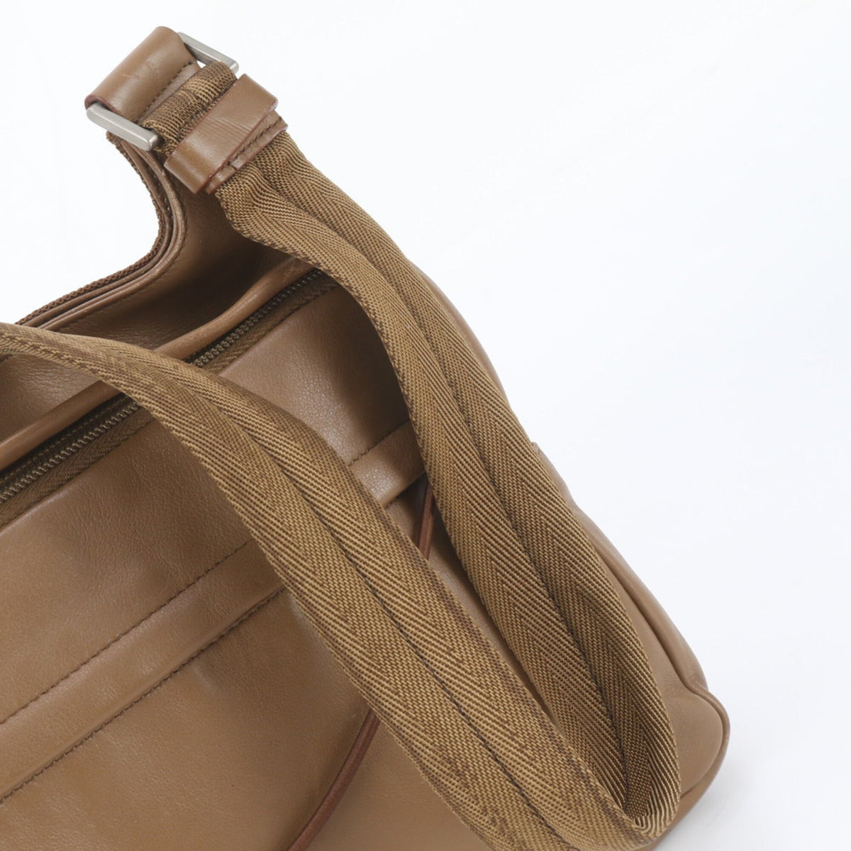 Prada Brown Leather Messenger Bag Shoulder Bag (Pre-Owned)