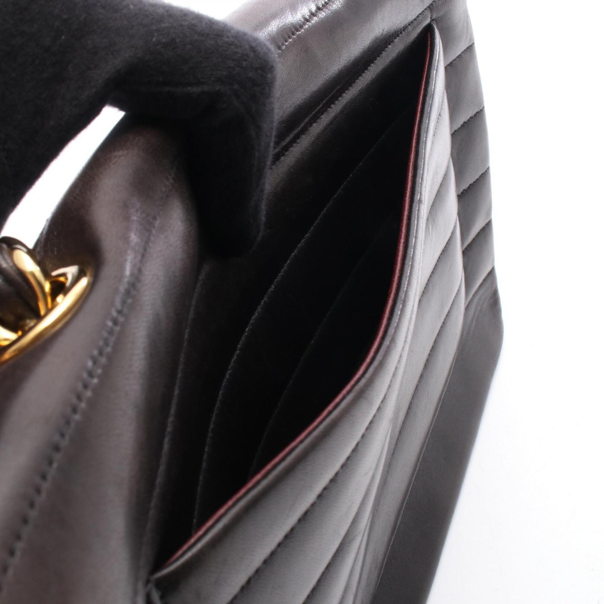 Chanel Black Leather Handbag Shoulder Bag (Pre-Owned)